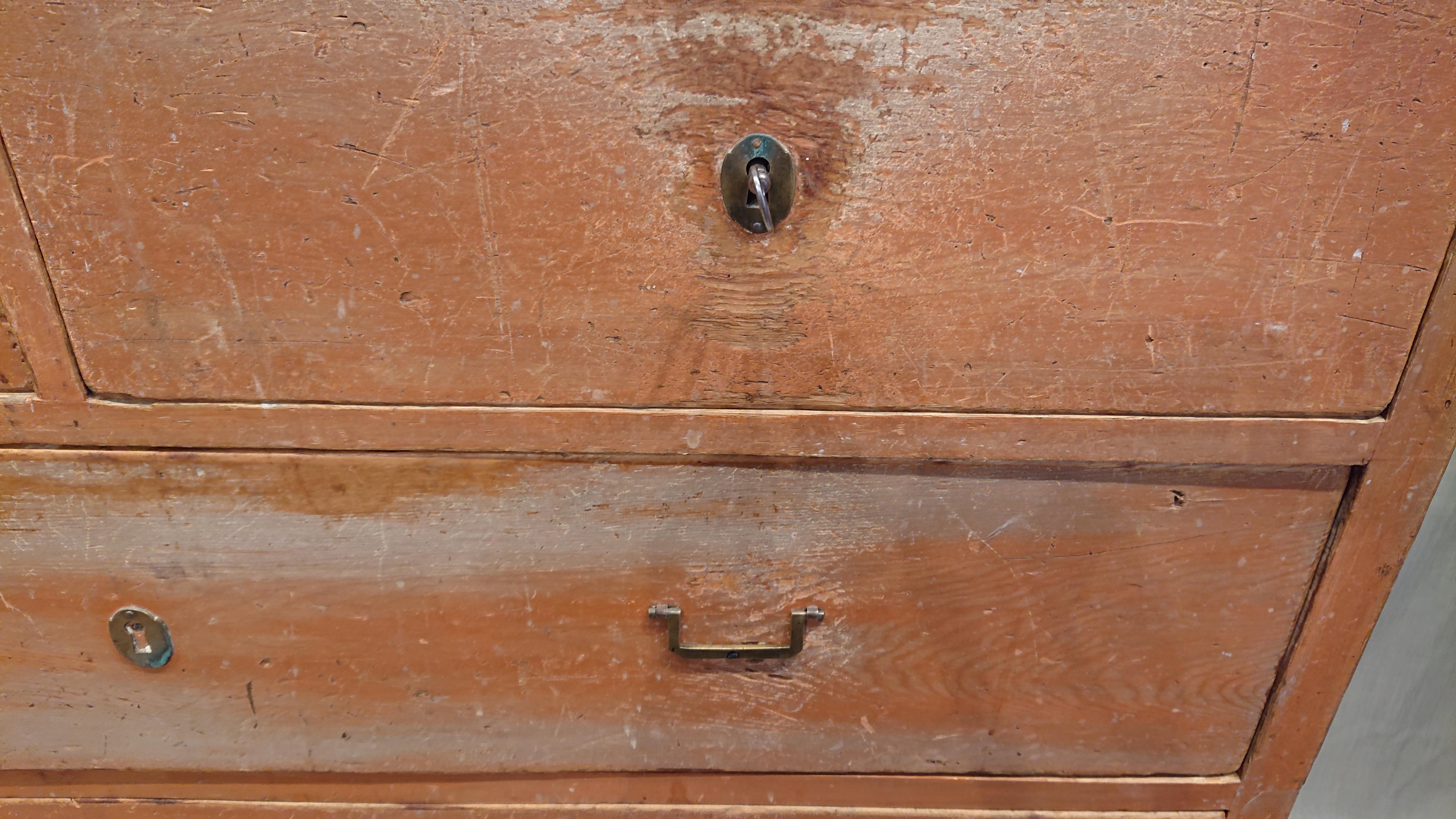 19th Century Swedish Gustavian Chest of Drawers with Untouched Original Paint For Sale 12