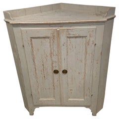 Buffet d'angle gustavien suédois du 19ème siècle avec peinture d'origine