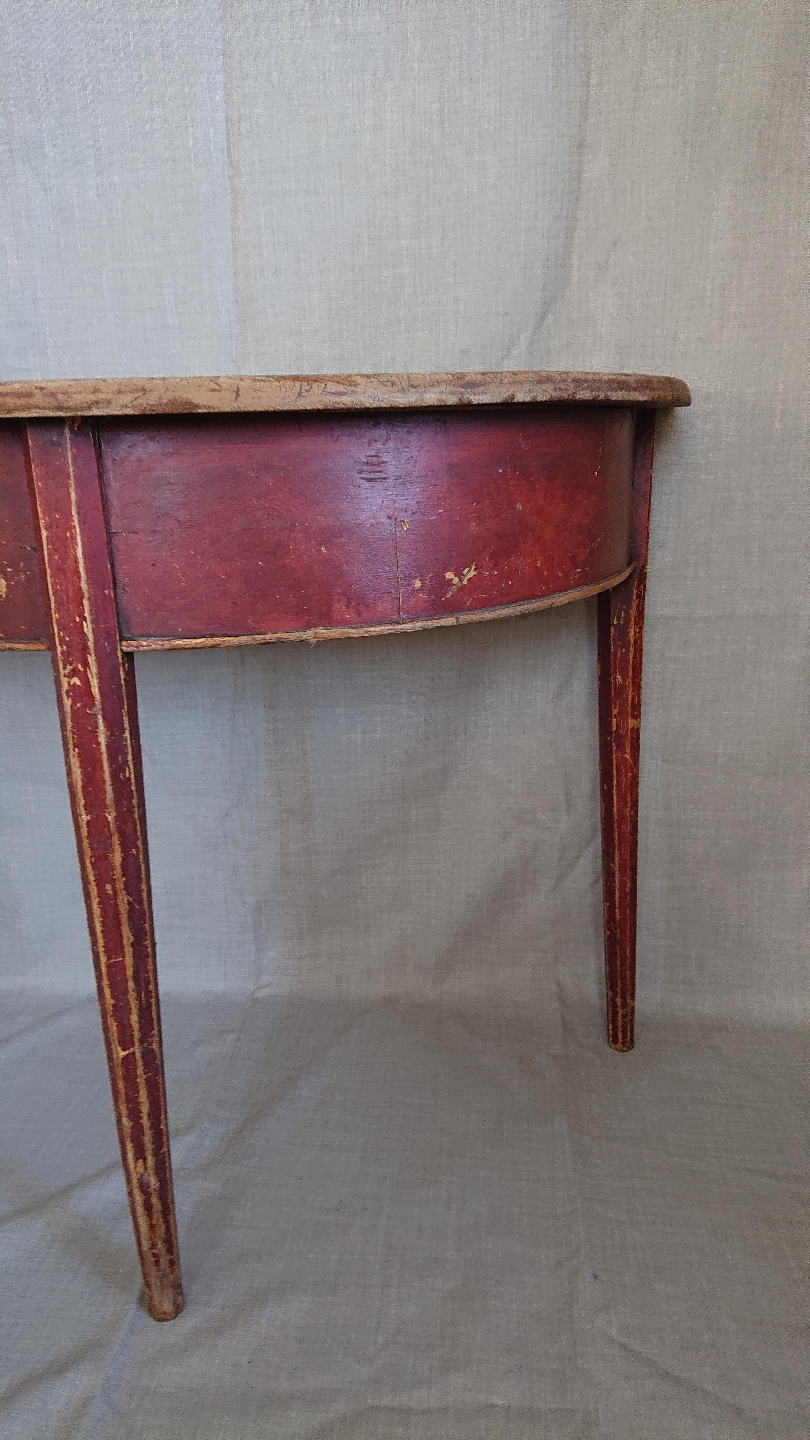 19th Century Swedish Gustavian Demi Lune Console Table with Originalpaint In Good Condition For Sale In Boden, SE