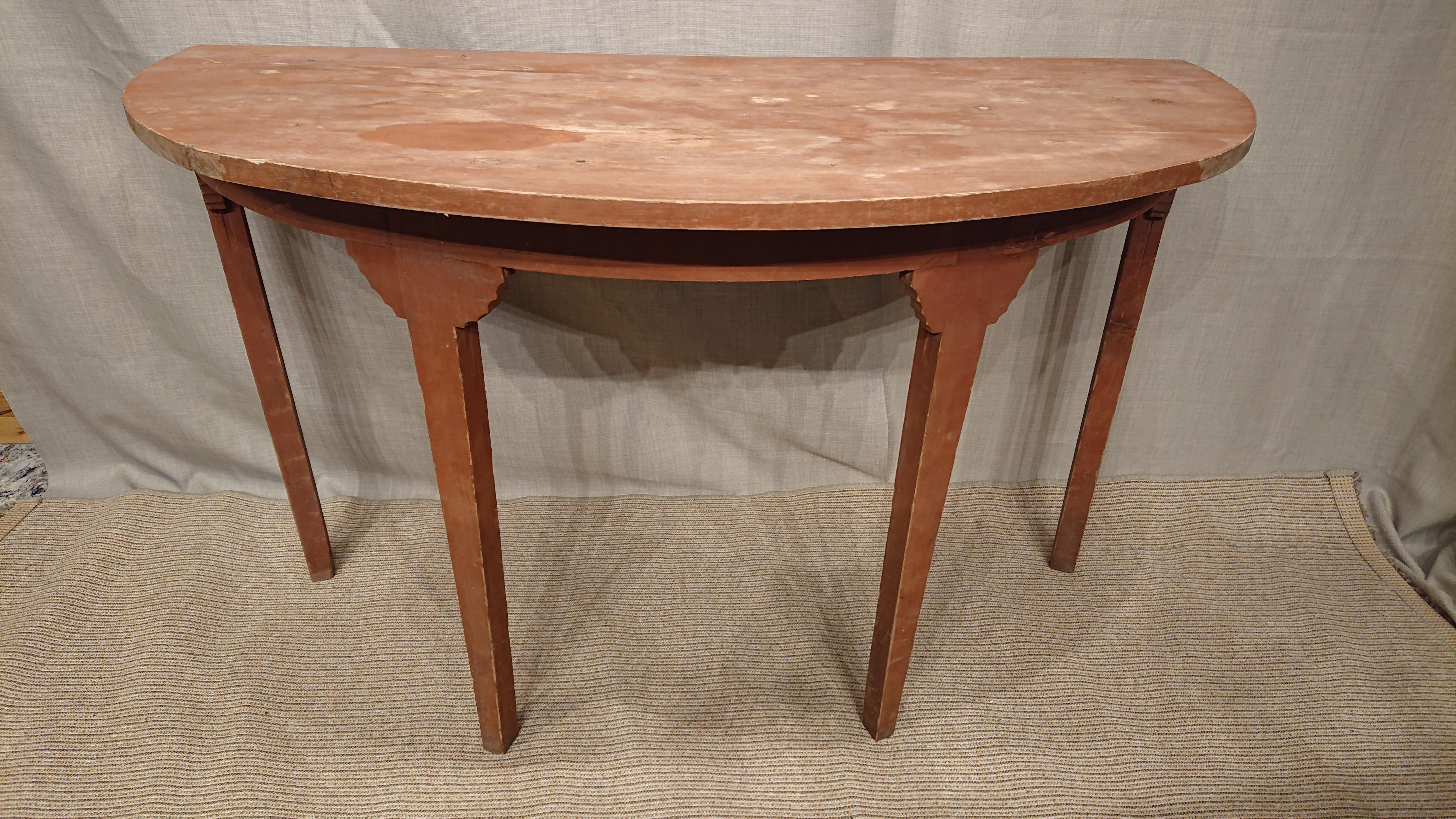19th Century Swedish Gustavian Demi Lune Table with Original Paint For Sale 6