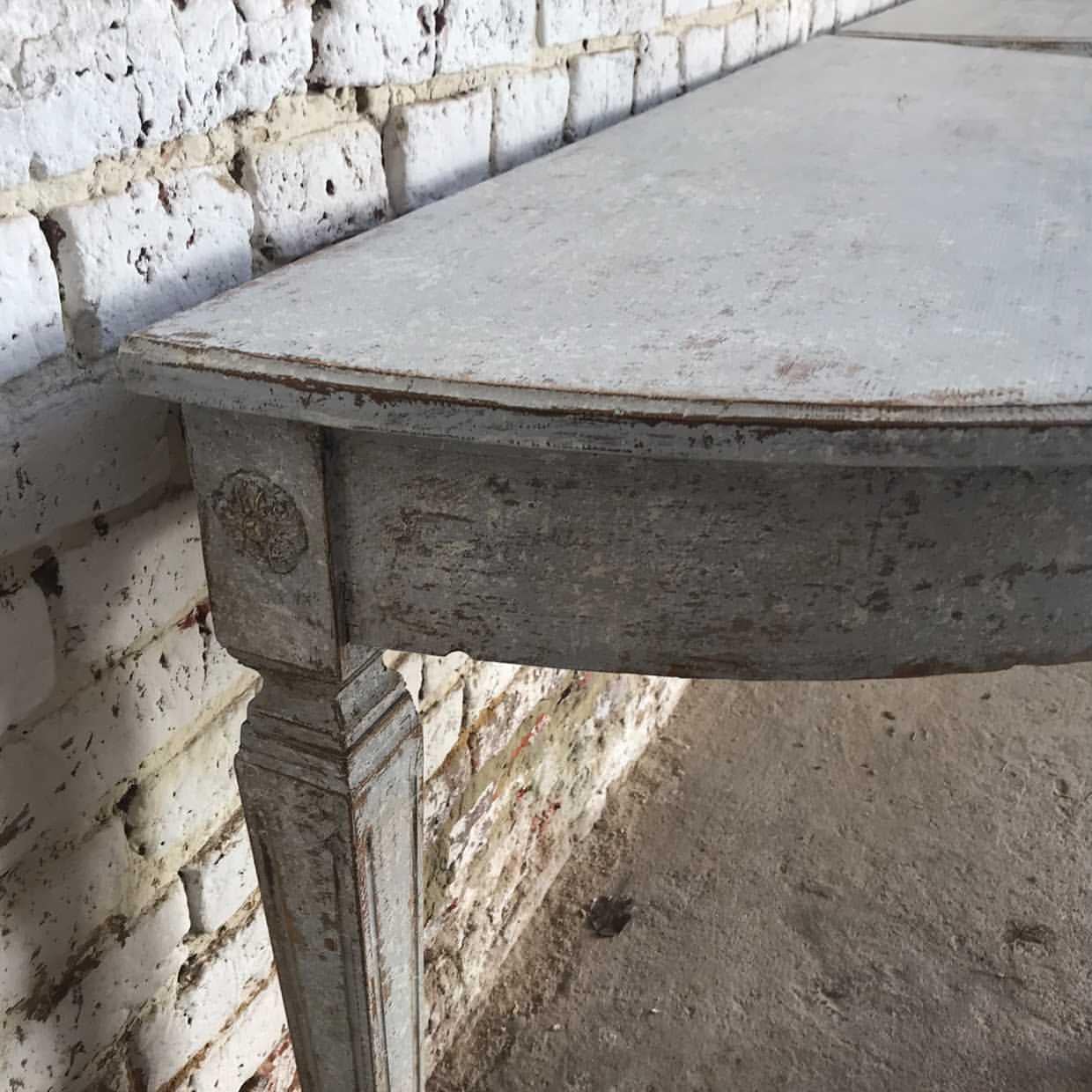 19th Century Swedish Gustavian Demilunes or Center Table For Sale 1