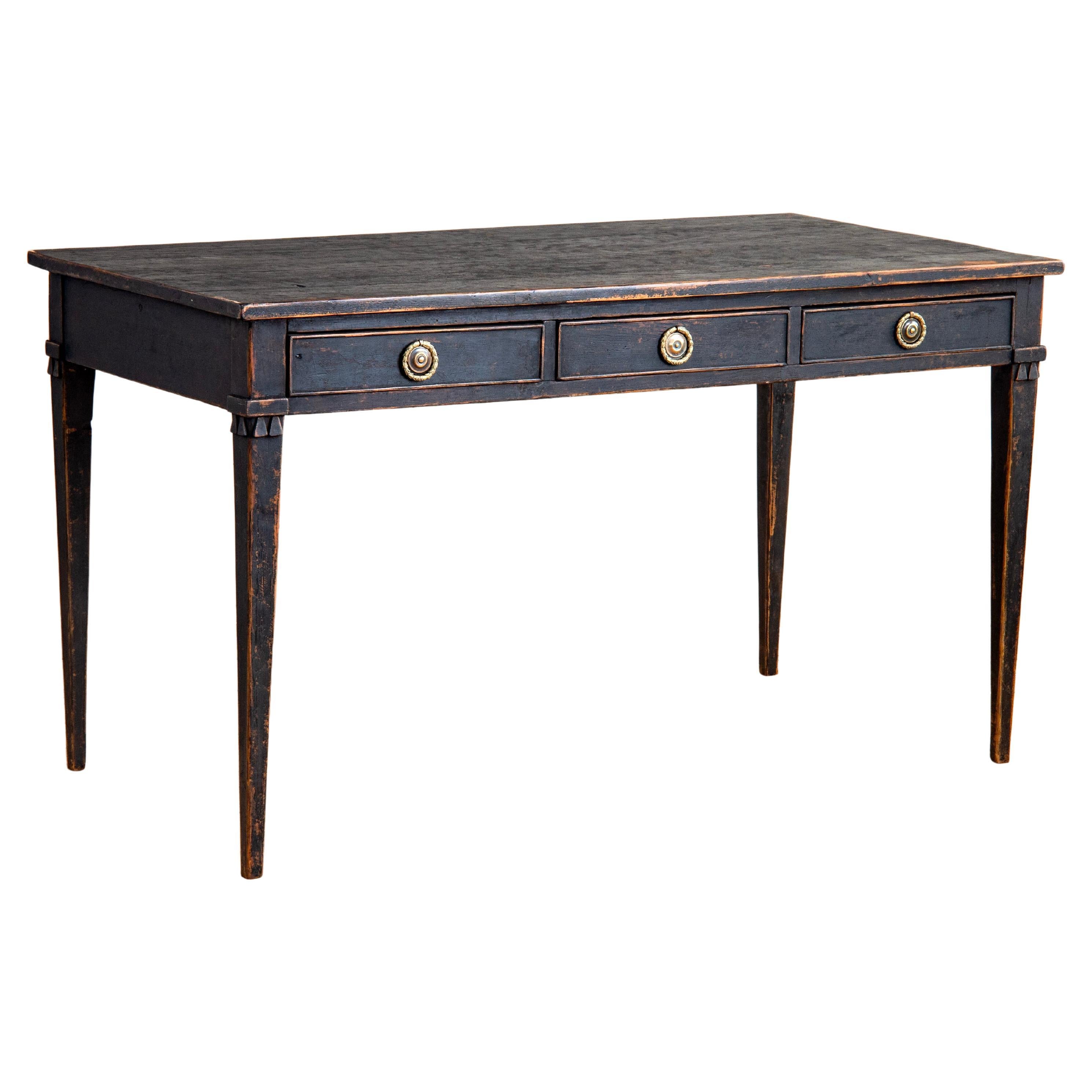 19th Century Swedish Gustavian Desk at 1stDibs