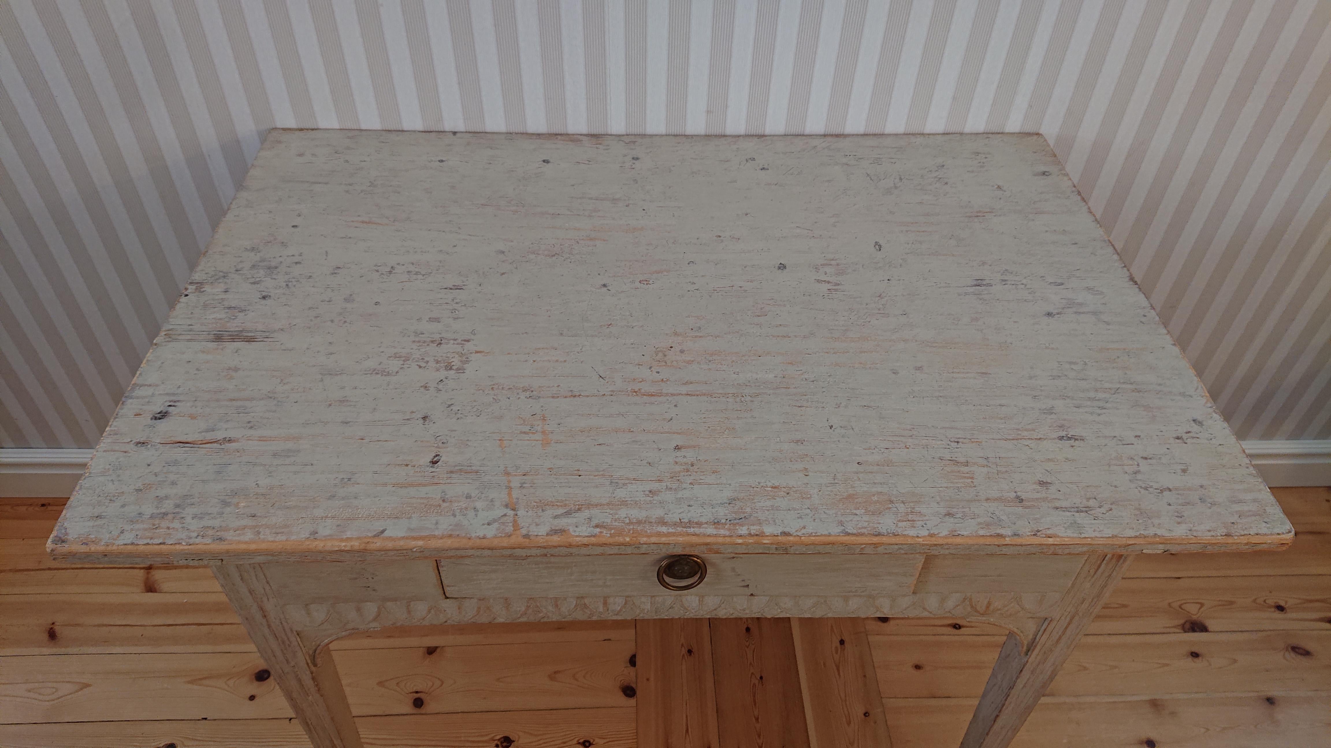 19th Century Swedish Gustavian Desk Originalpaint In Good Condition In Boden, SE