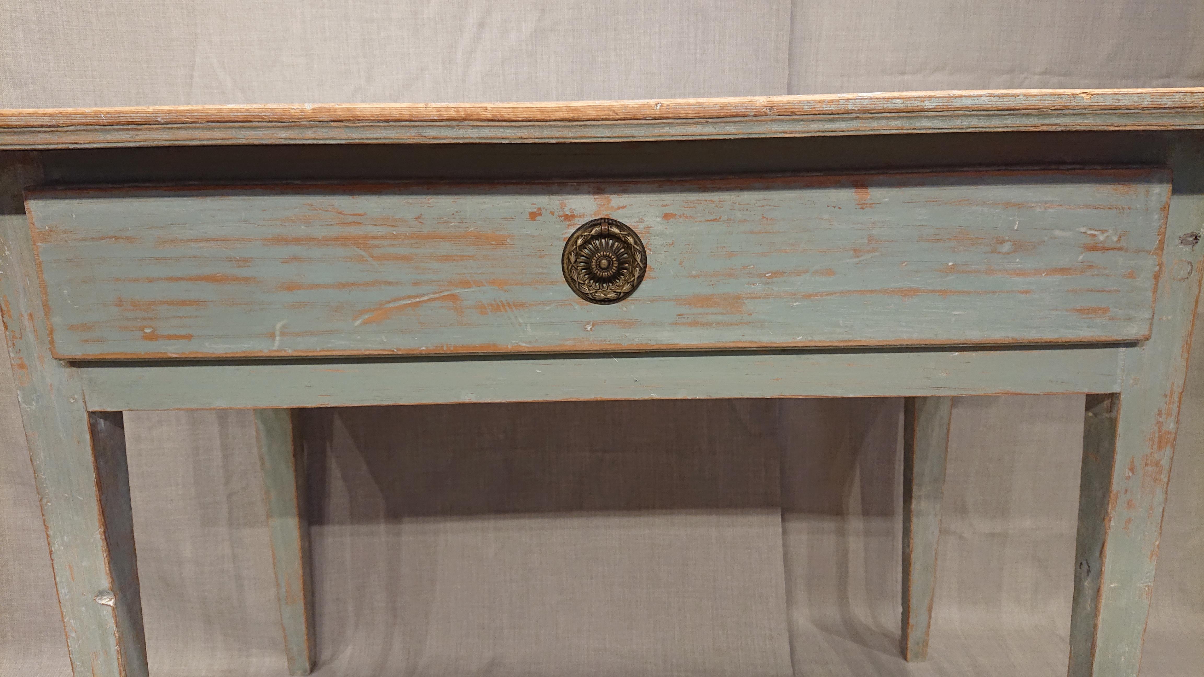 19th Century Swedish Gustavian Desk with Originalpaint In Good Condition In Boden, SE