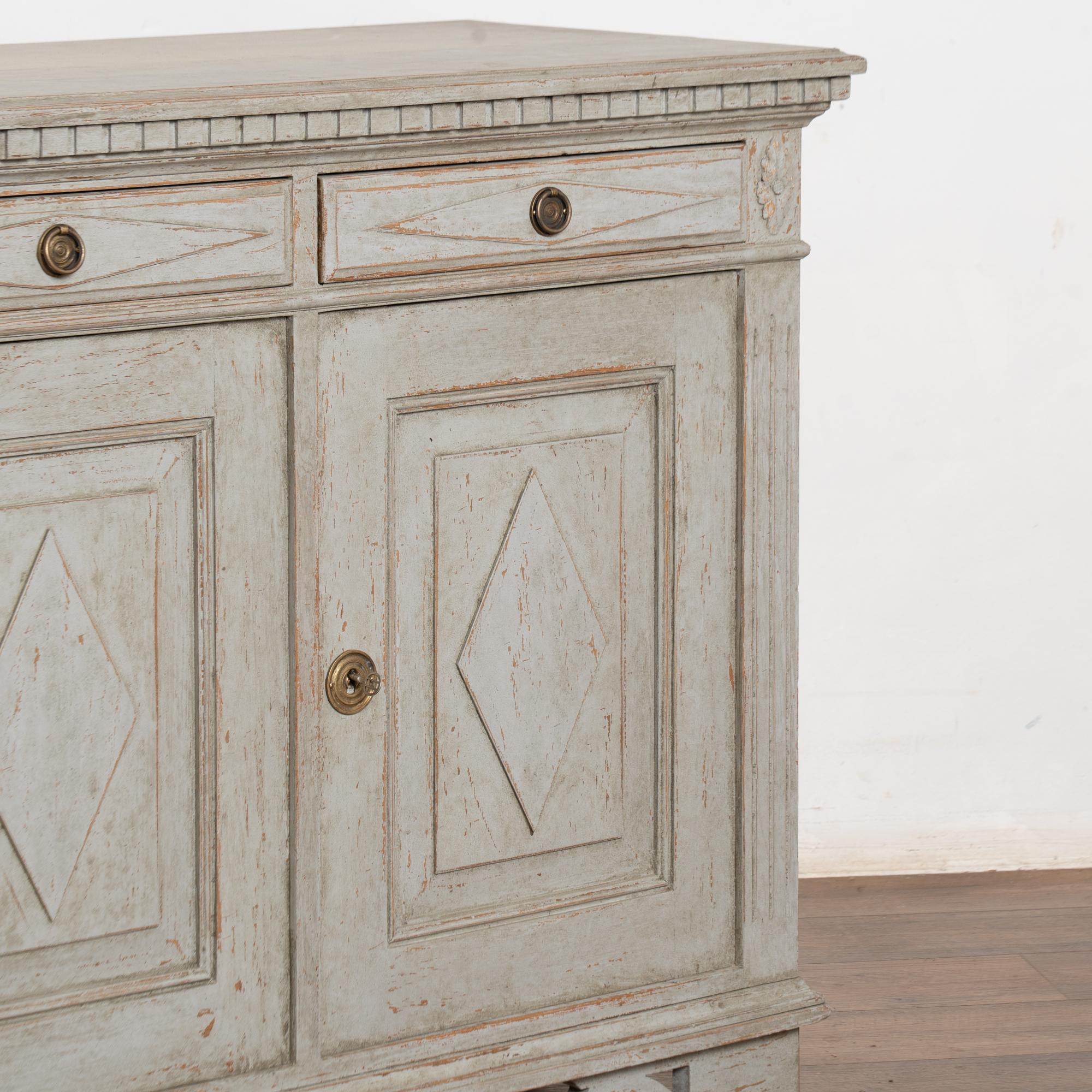 19th Century Swedish Gustavian Gray Painted Sideboard Buffet Console For Sale 7