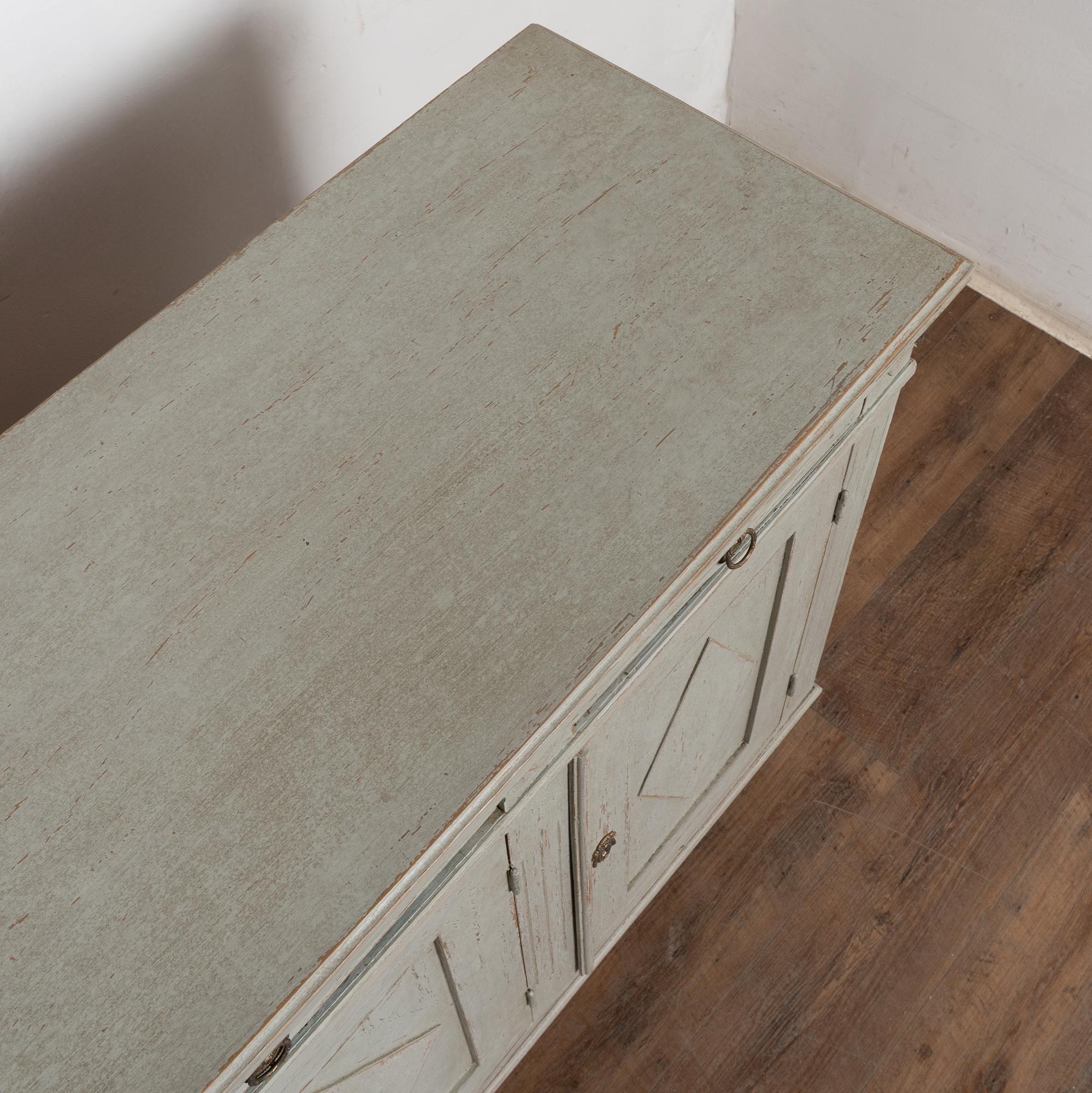 19th Century Swedish Gustavian Gray Sideboard Buffet Console For Sale 3