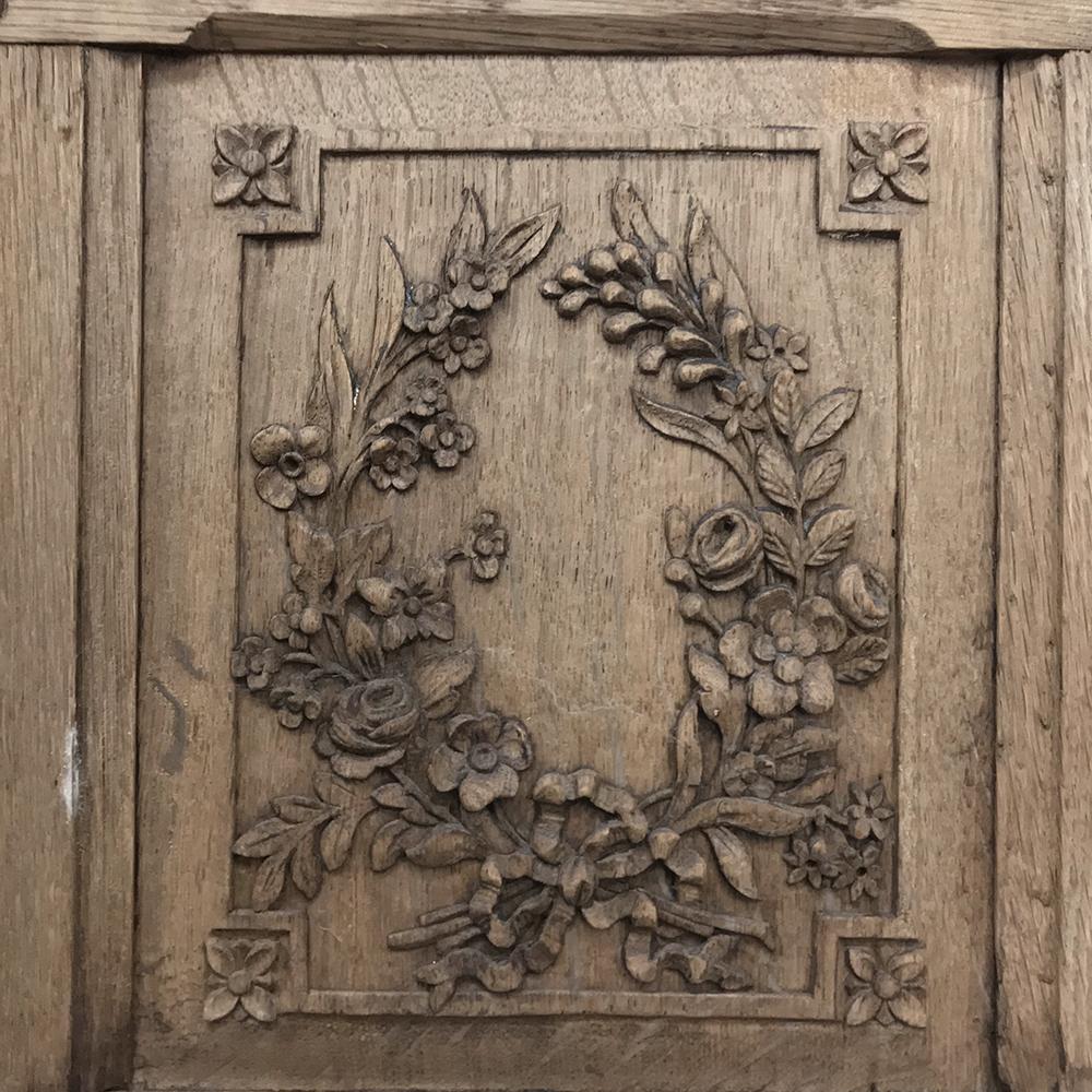 19th Century Swedish Neoclassical Hand Carved Hall Bench 1