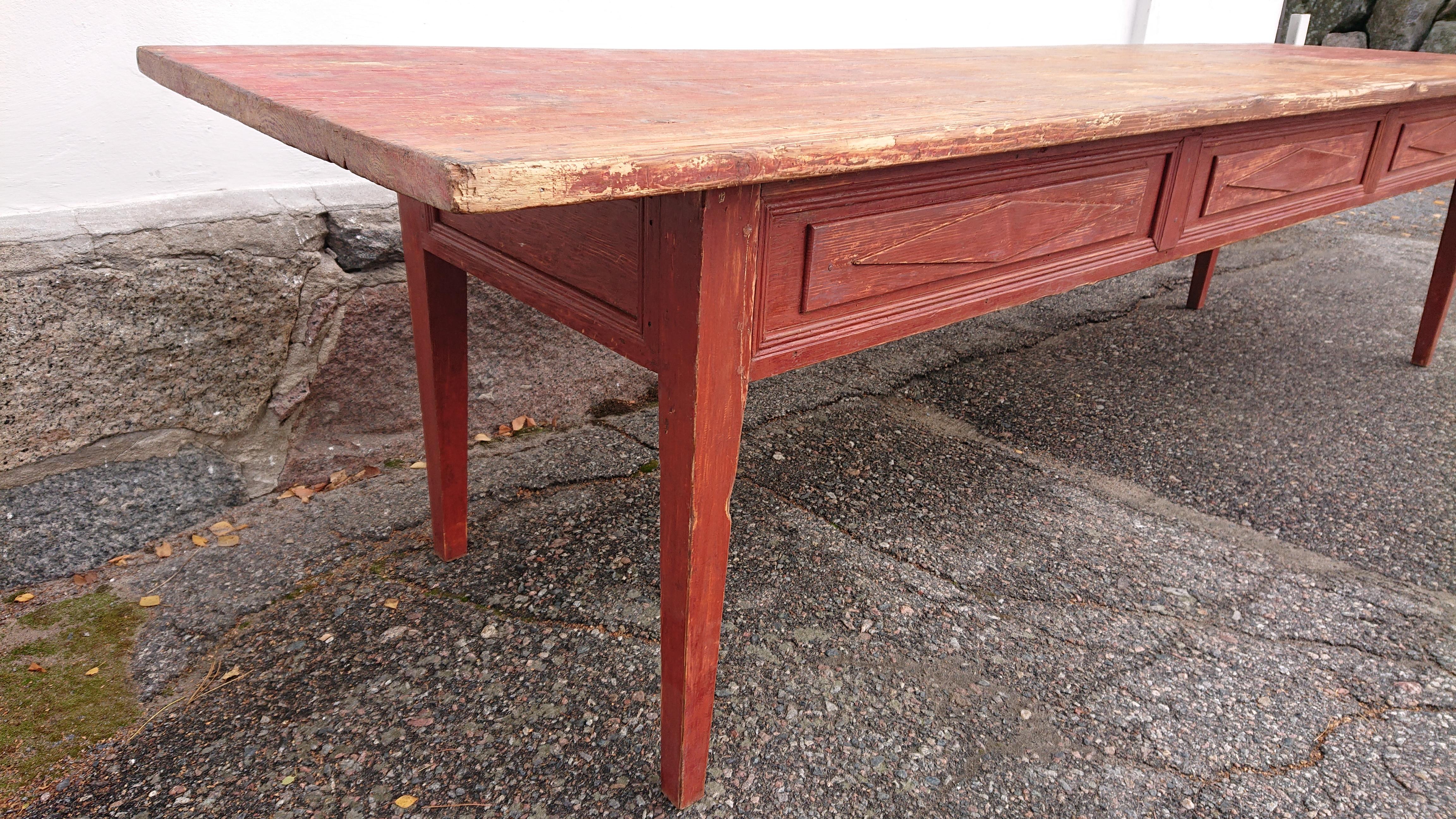 Suédois Table longue gustavienne suédoise du 19ème siècle peinture d'origine de table en vente