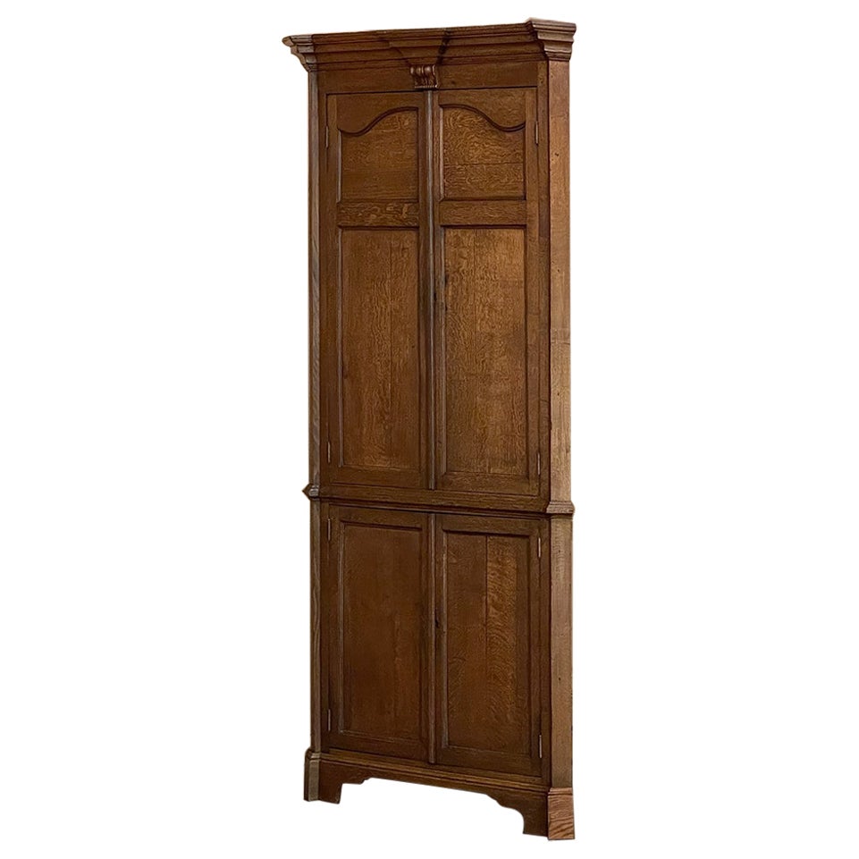 19th Century Swedish Gustavian Neoclassical Corner Cabinet