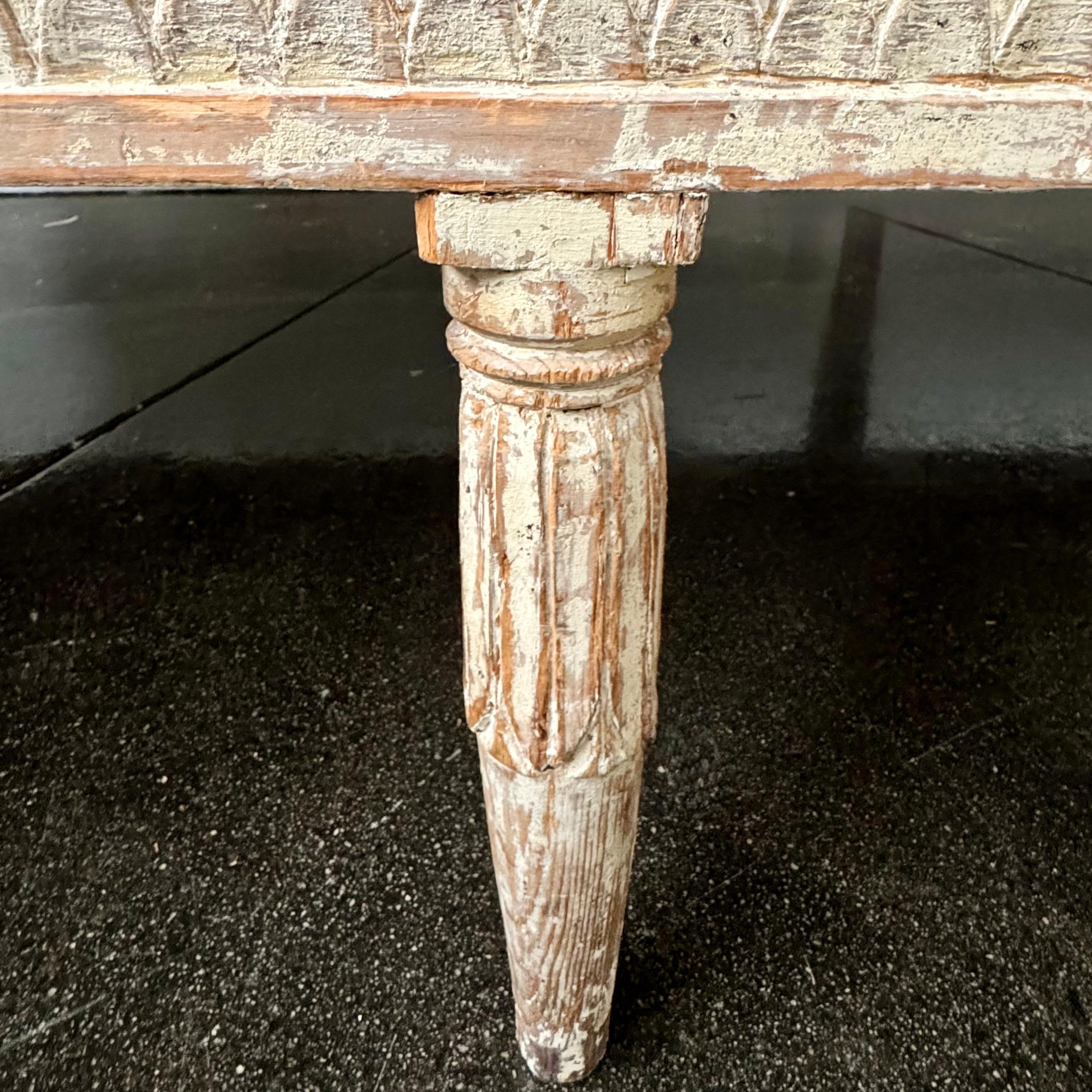 Sofá Settee de la época Gustaviana / Neoclásica sueca del siglo XIX en venta 5
