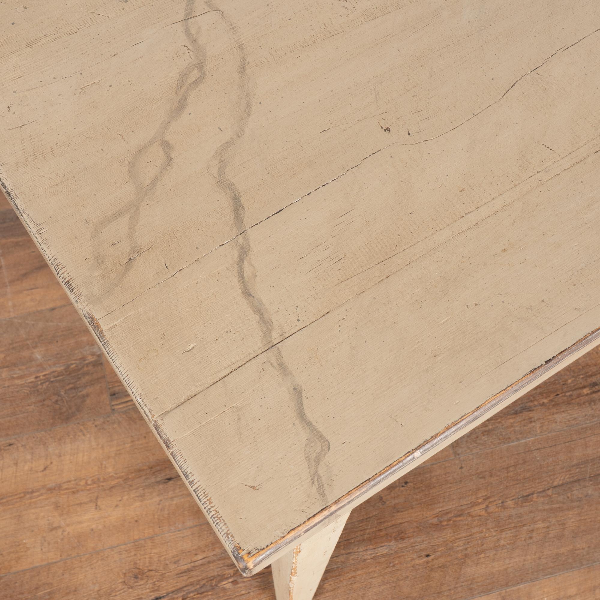 XIXe siècle Table console suédoise gustavienne peinte du 19e siècle en vente