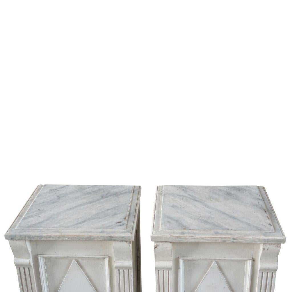19th Century Swedish Gustavian Pair of Bedside Tables, Pinewood Nightstands 1