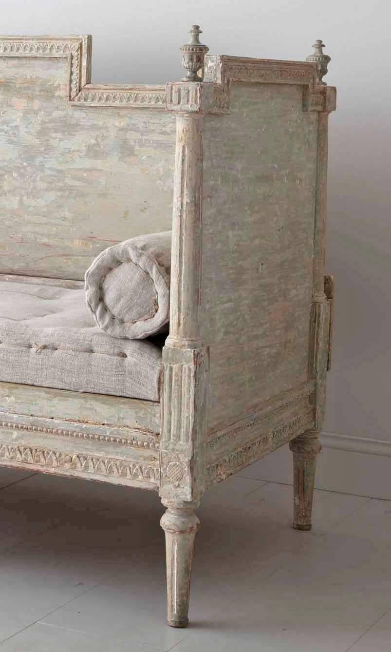 19th Century Swedish Gustavian Period Sofa Bench in Original Paint 5