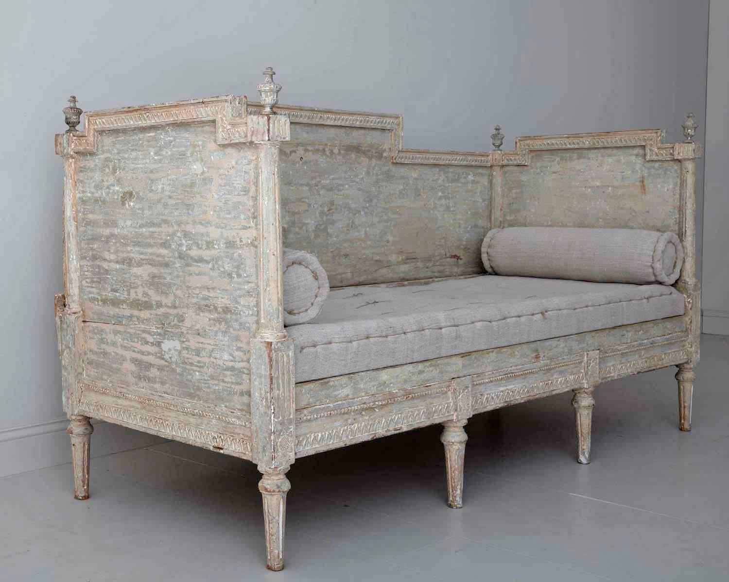 Linen 19th Century Swedish Gustavian Period Sofa Bench in Original Paint