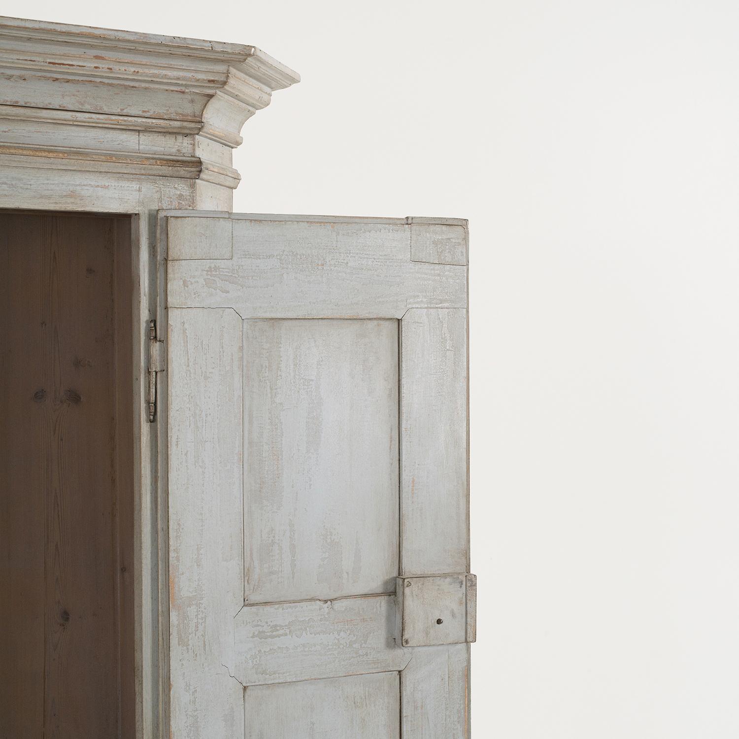 Hand-Carved 19th Century Swedish Gustavian Pinewood Armoire - Antique Scandinavian Cabinet For Sale