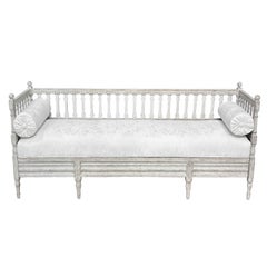 Lit de jour en pin suédois gustavien du 19e siècle - Ancien canapé-lit scandinave