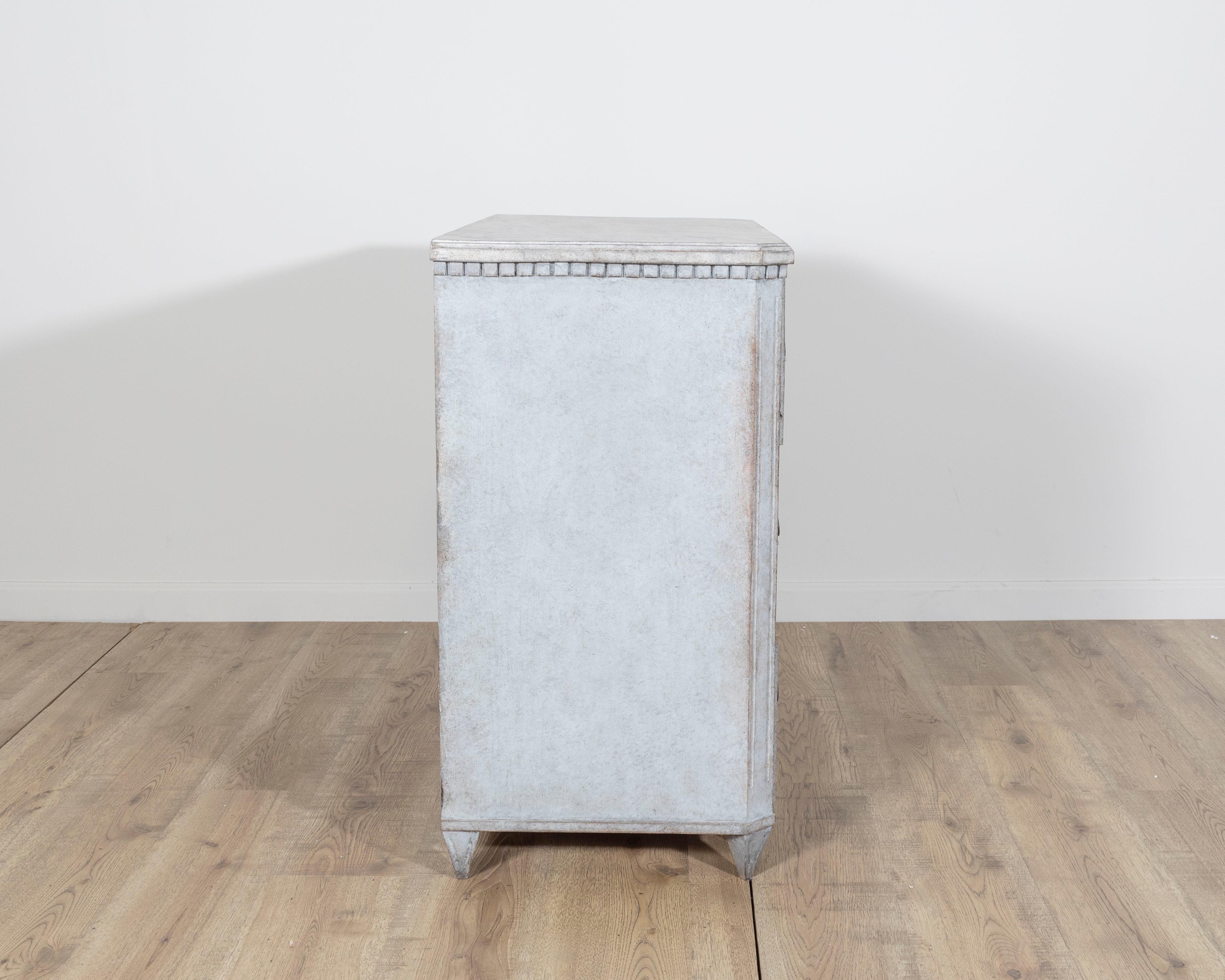 19th Century Swedish Gustavian Style Chest of Drawers Circa 1870 For Sale 5