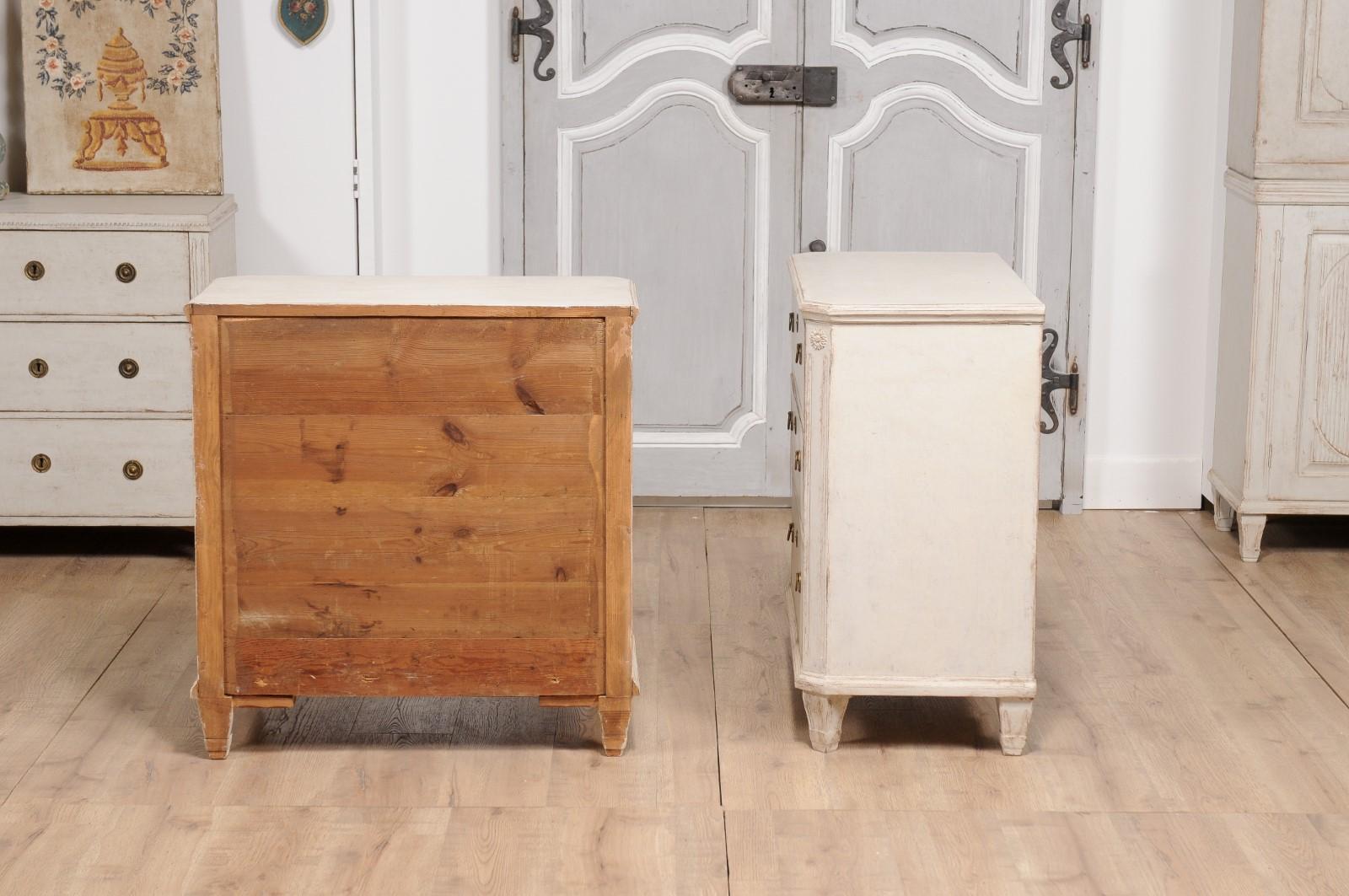 19th Century Swedish Gustavian Style Painted Three-Drawer Chests, a Pair For Sale 6