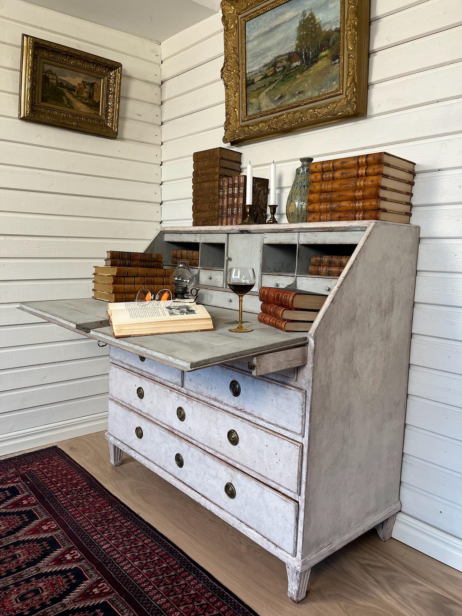 19th Century Swedish Gustavian Style Secretary / Writing Desk - Painted For Sale 1