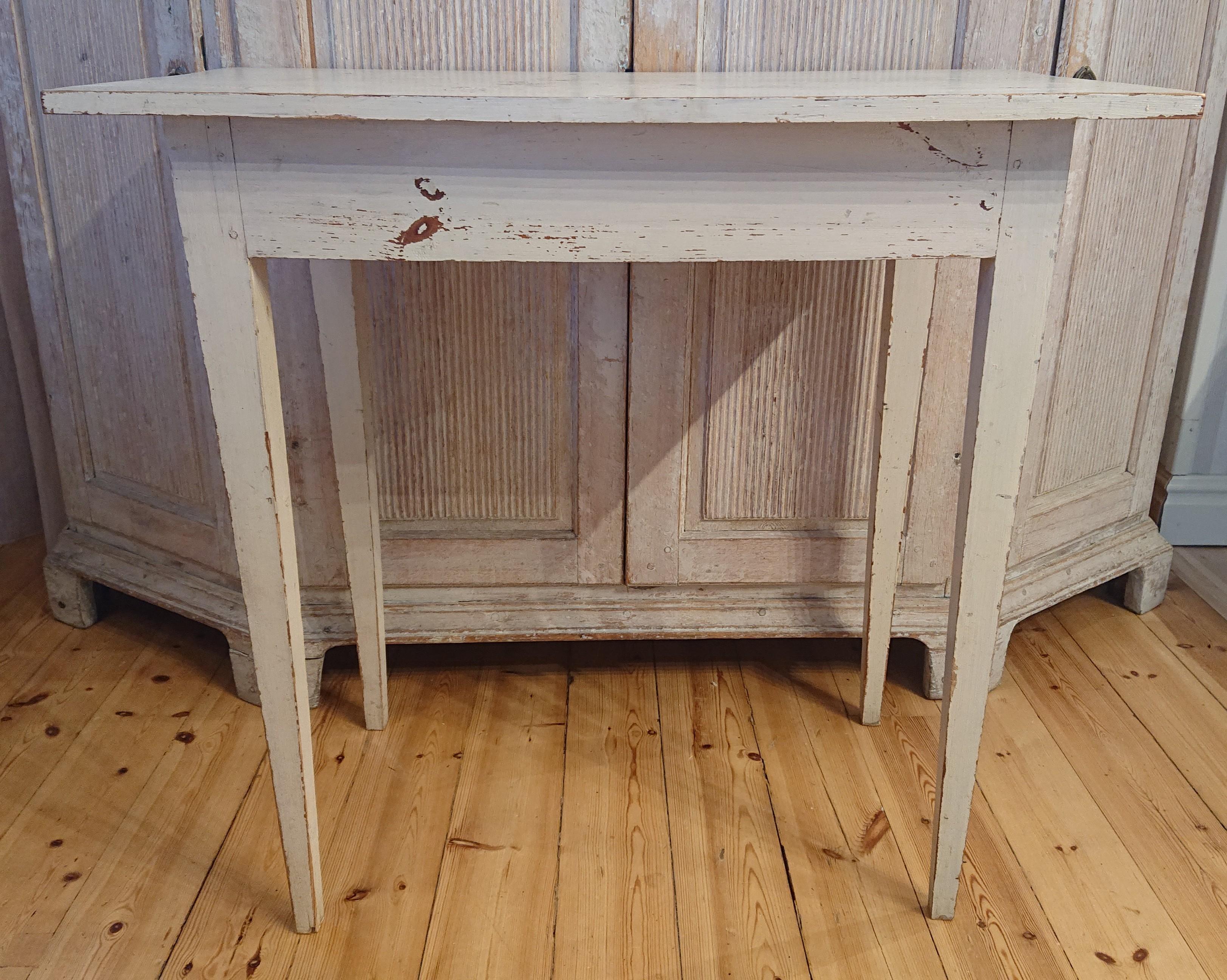 19th Century Swedish antique  Gustavian Table with Untouched Original Paint For Sale 1