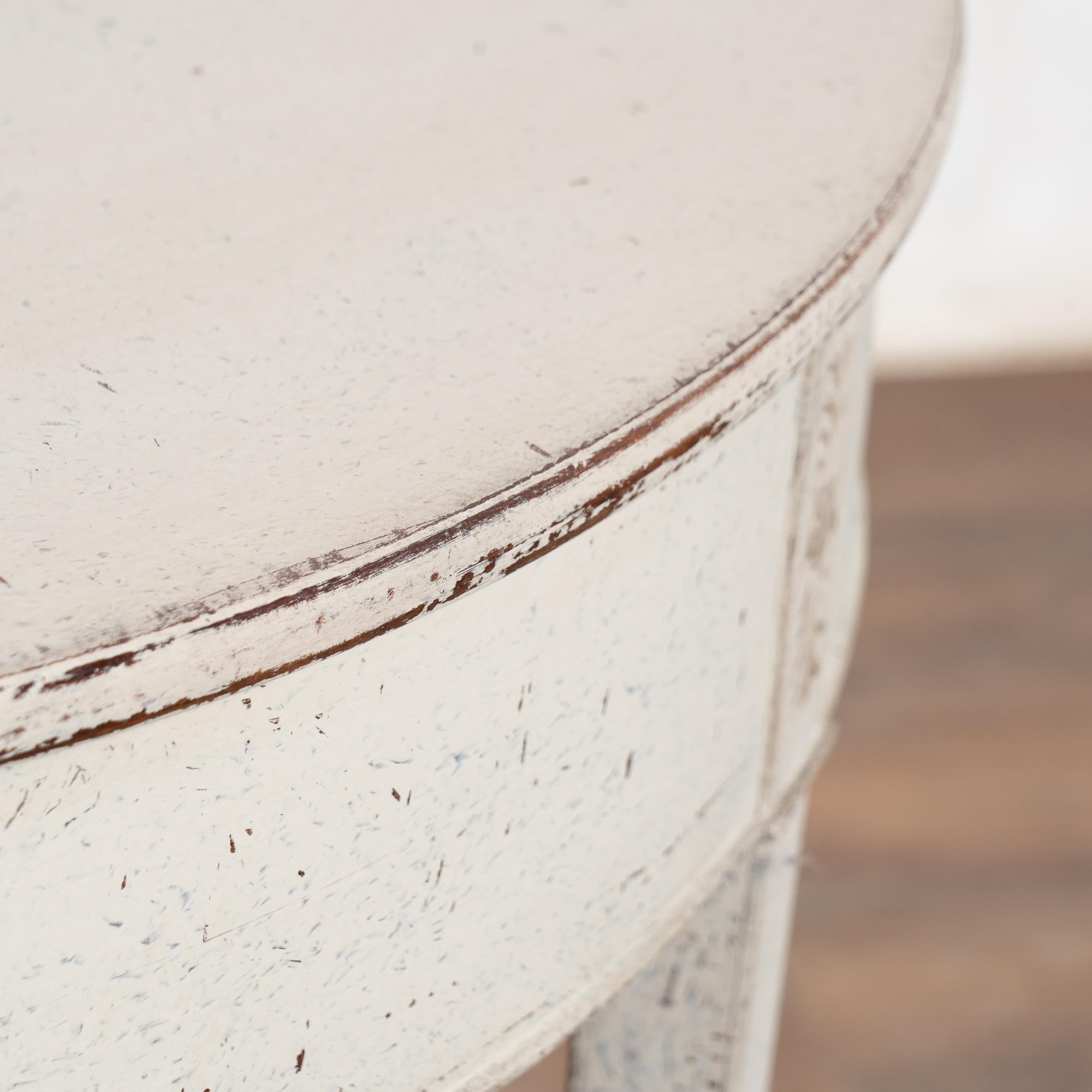 19th Century Swedish Gustavian White Demi Lune Side Table For Sale 5