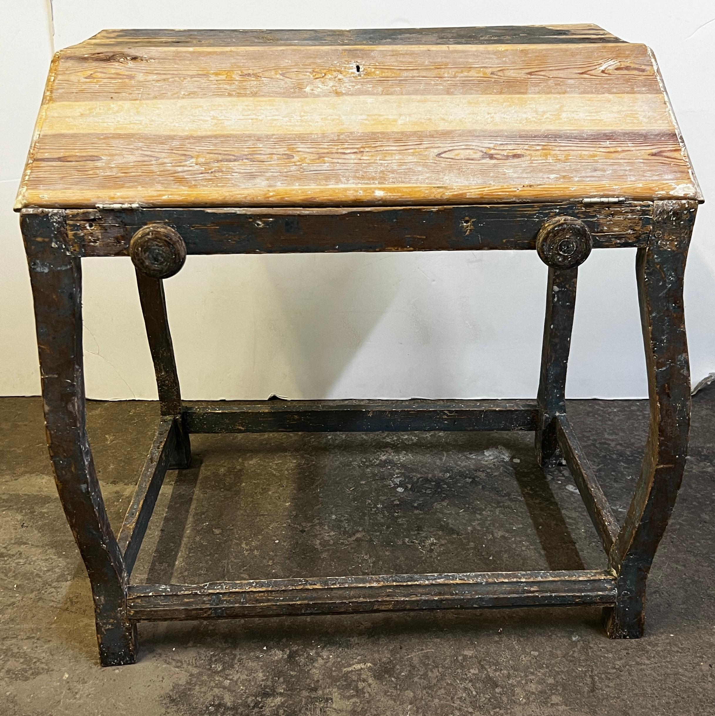 This beautiful and unique 19th century Swedish Gustavian writing desk is perfect for any room or hallway. The colors are amazing with the distress and dry scrapping for a perfect look for a wabi sabi, traditional, minimalist or maximalist room. The