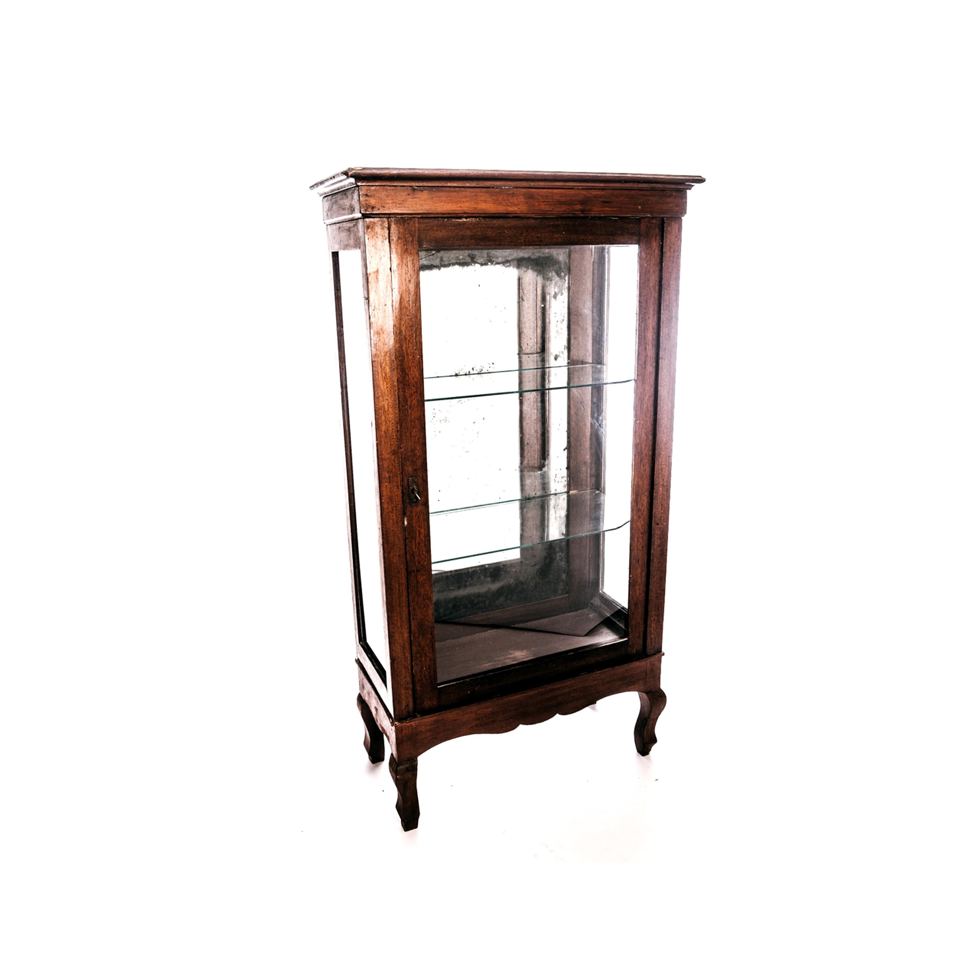 A highly rare, well-preserved piece made in Sweden 1830s with original back mirror and original glass shelves.

We have never seen anything like this!