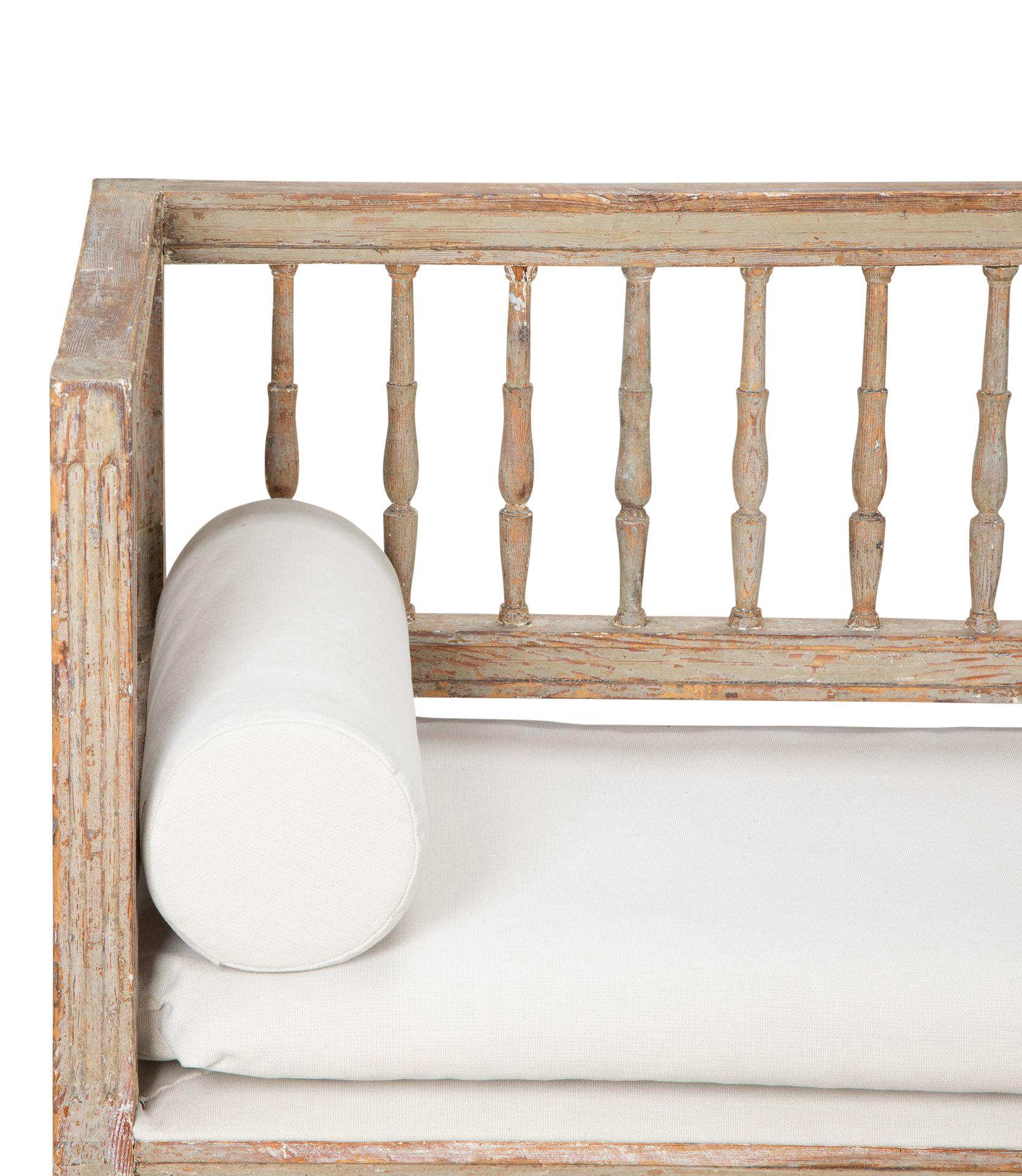 Schwedisches Leitersofa des 19. Jahrhunderts mit griechischem Schlüssel-Design (Holz) im Angebot