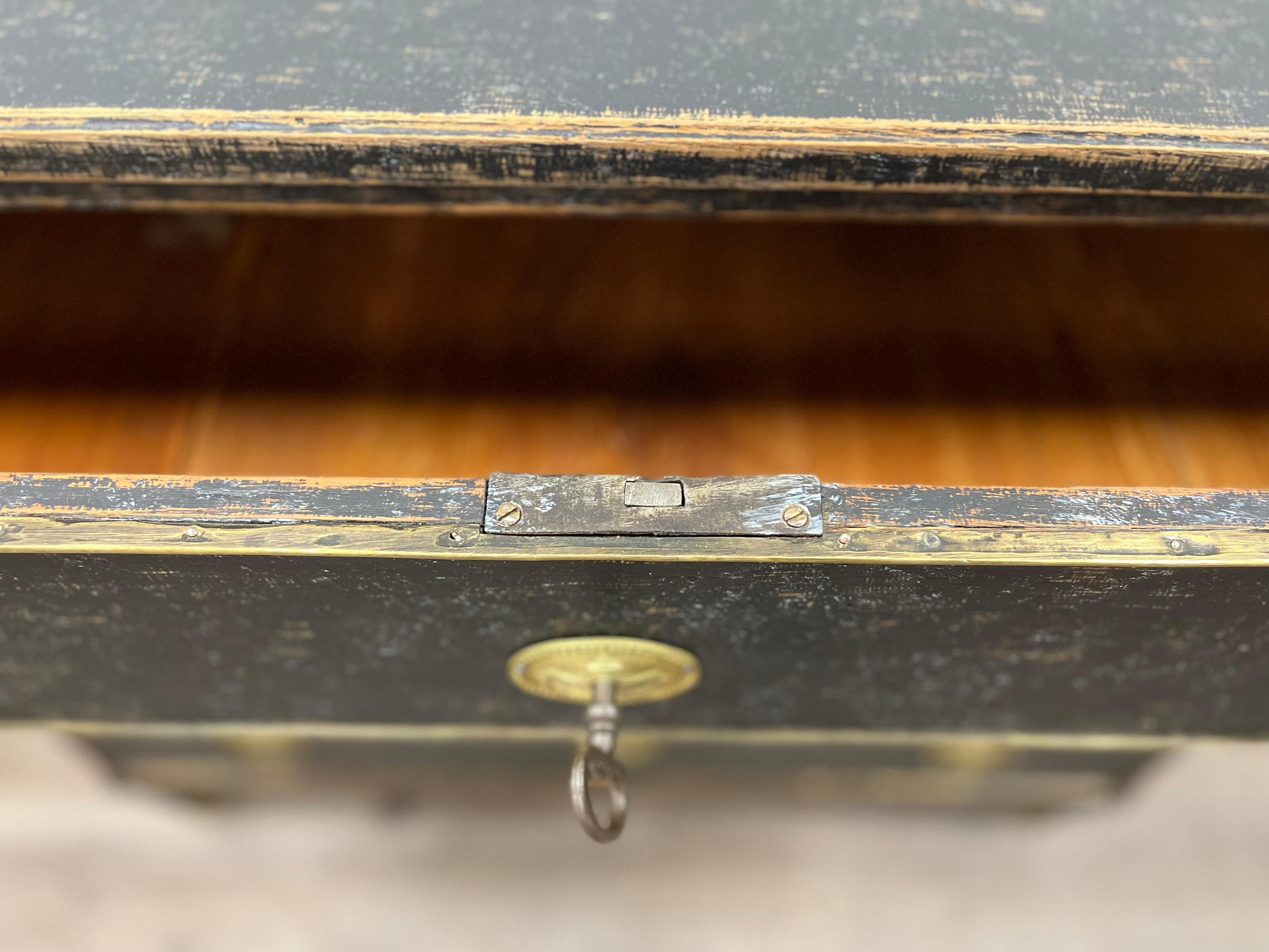 19th Century Swedish Late Gustavian Commode For Sale 2
