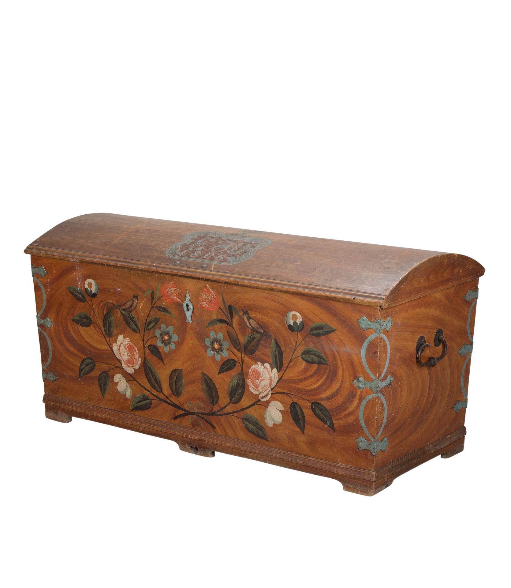 19th Century Swedish Marriage Chest For Sale 3