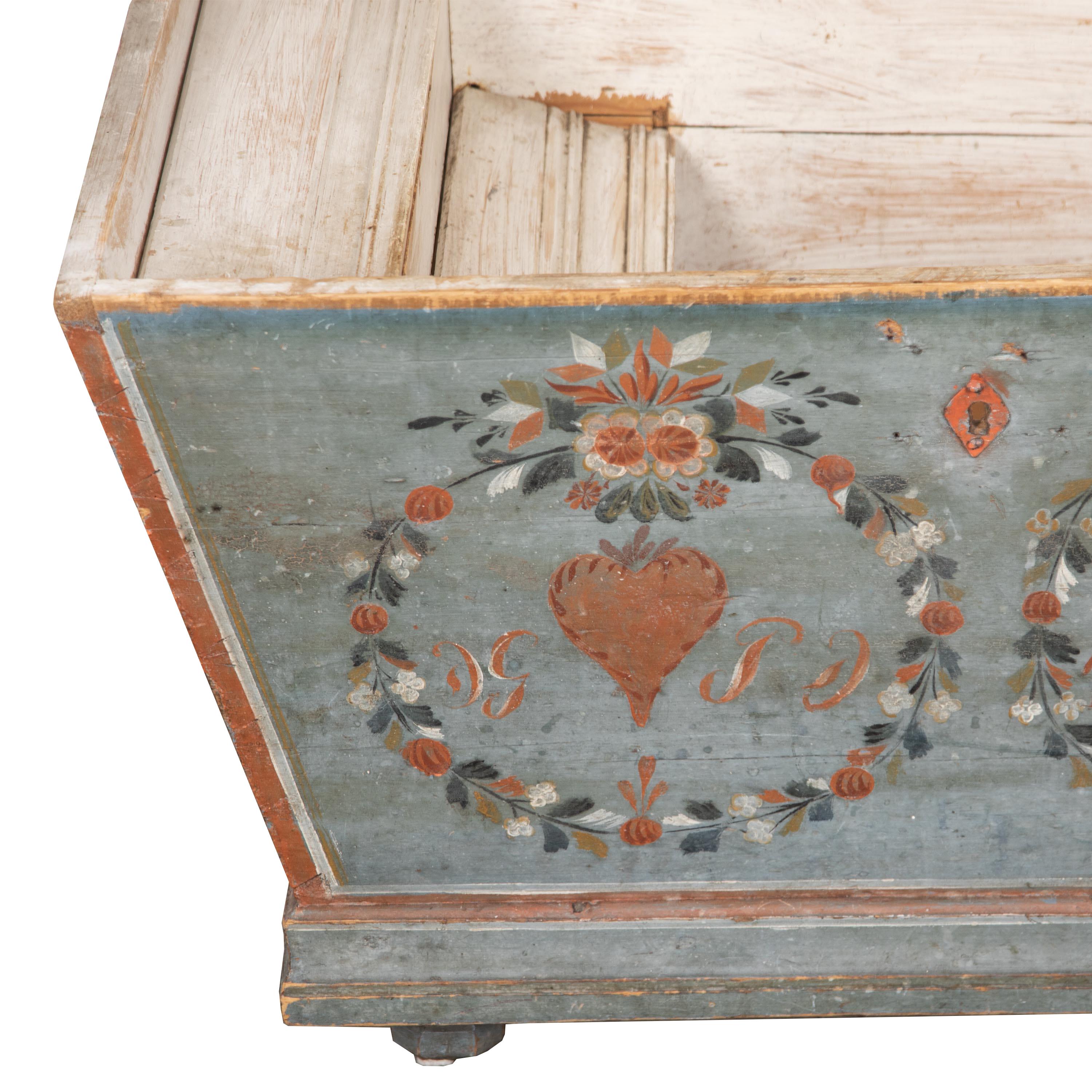19th Century Swedish Marriage Chest For Sale 3