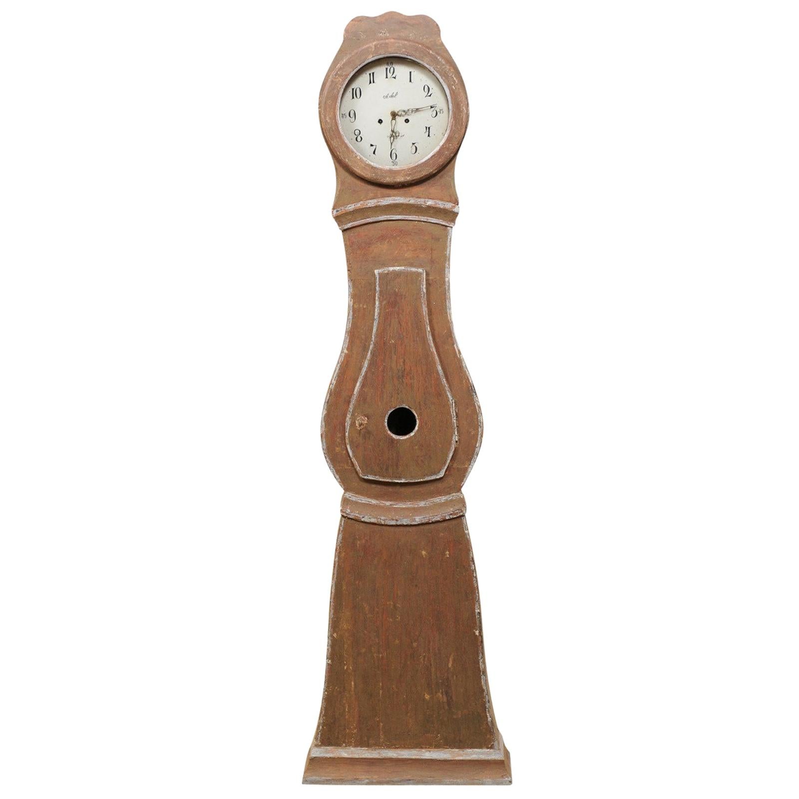 Horloge Mora suédoise du 19ème siècle avec couronne festonnée et cloche en forme de goutte d'eau