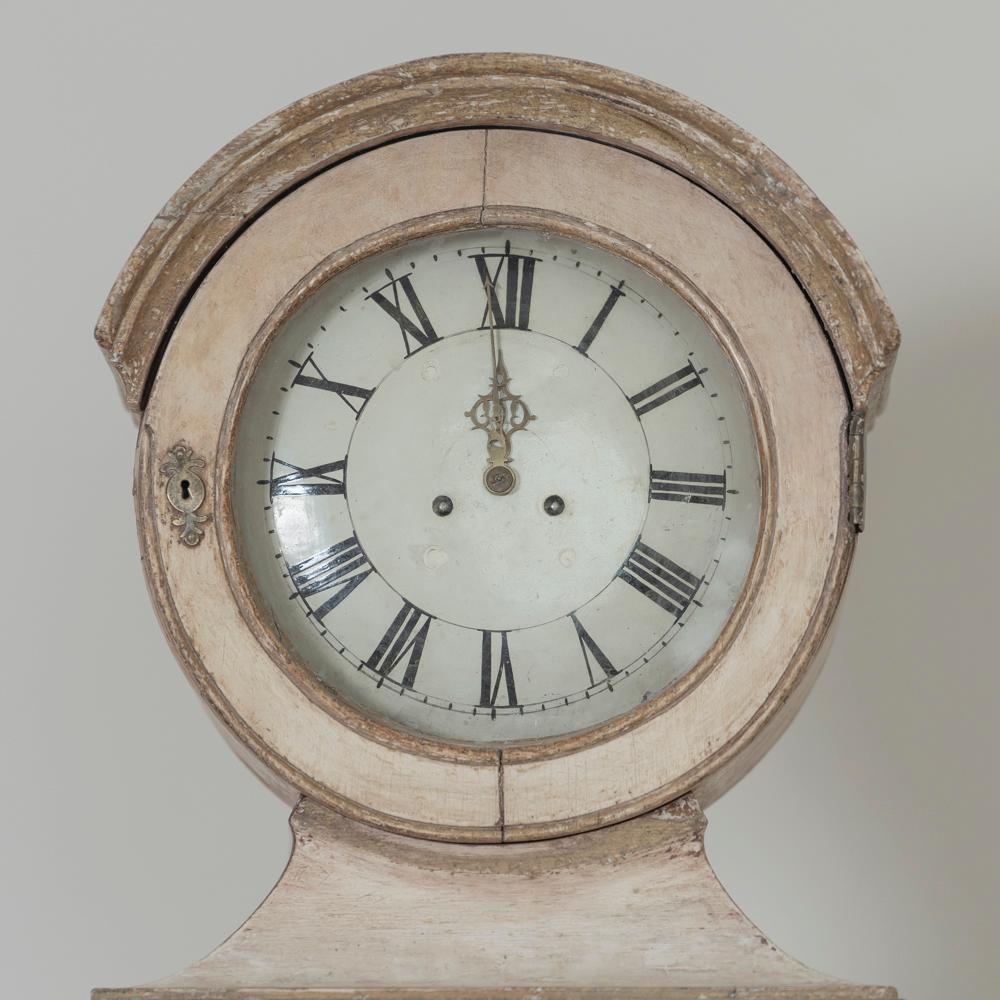 Neoclassical 19th Century Swedish Mora Working Tall Case Clock in Original Paint
