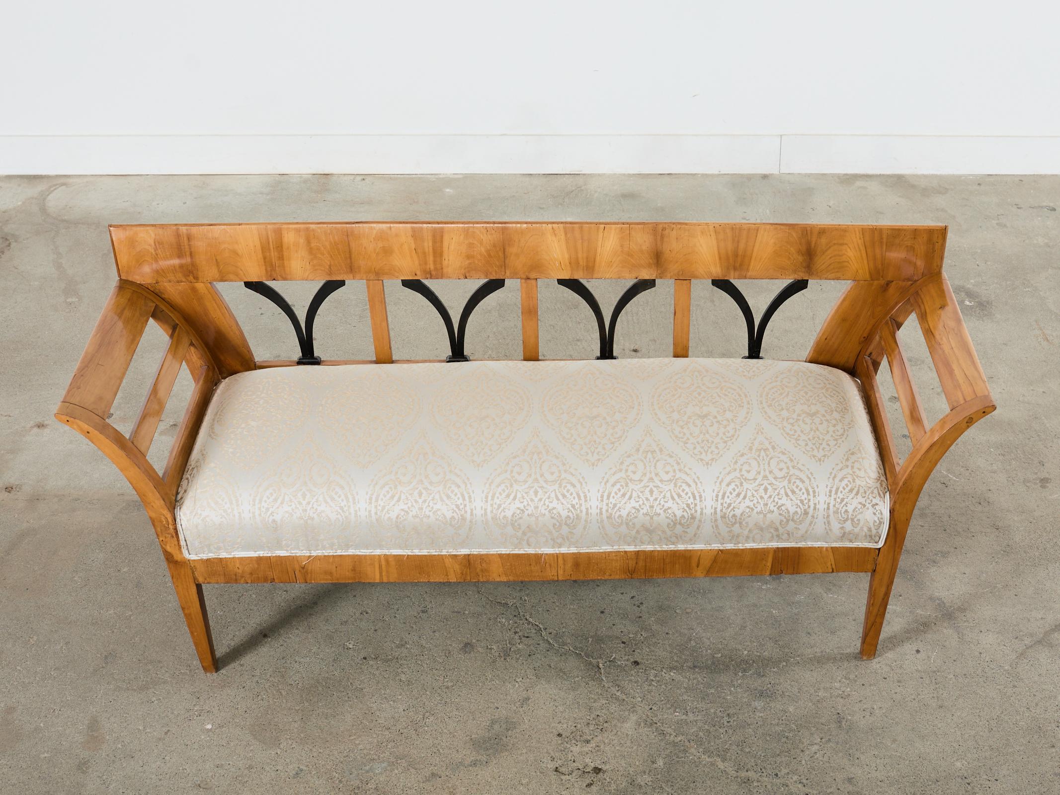 19th Century Swedish Neoclassical Style Birch Veneer Bench Seat In Distressed Condition For Sale In Rio Vista, CA