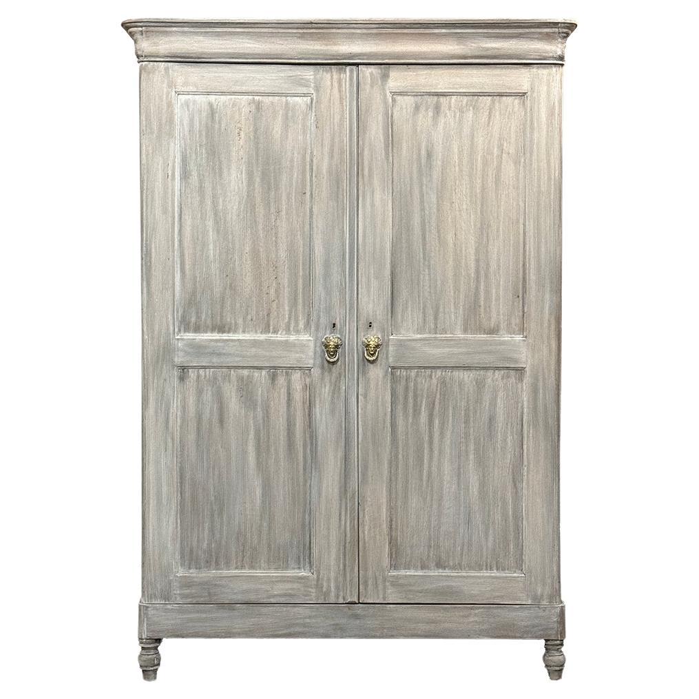 19th Century Swedish Neoclassical Whitewashed Pine Armoire For Sale