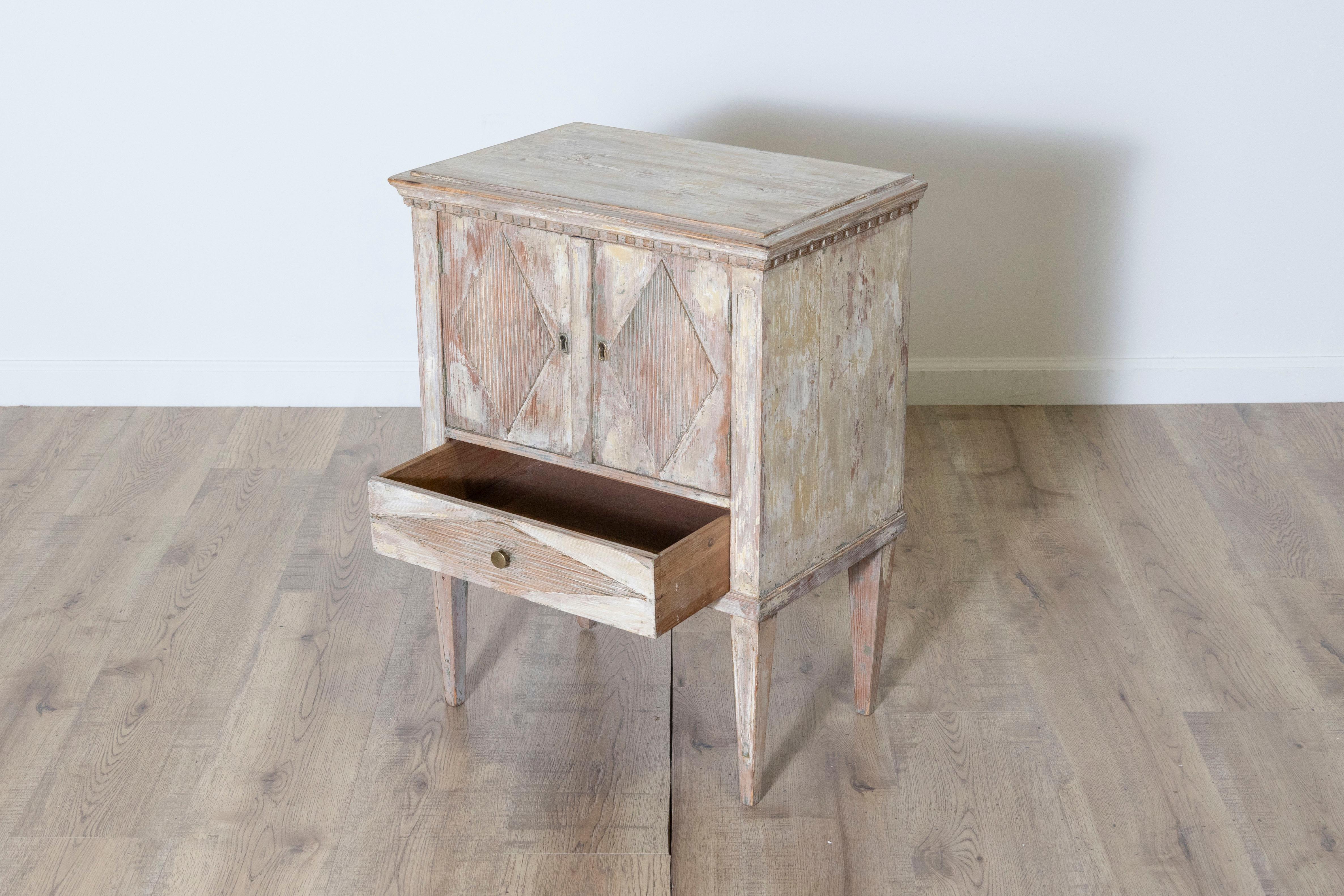 19th Century Swedish Nightstand Circa 1820 In Good Condition In Atlanta, GA