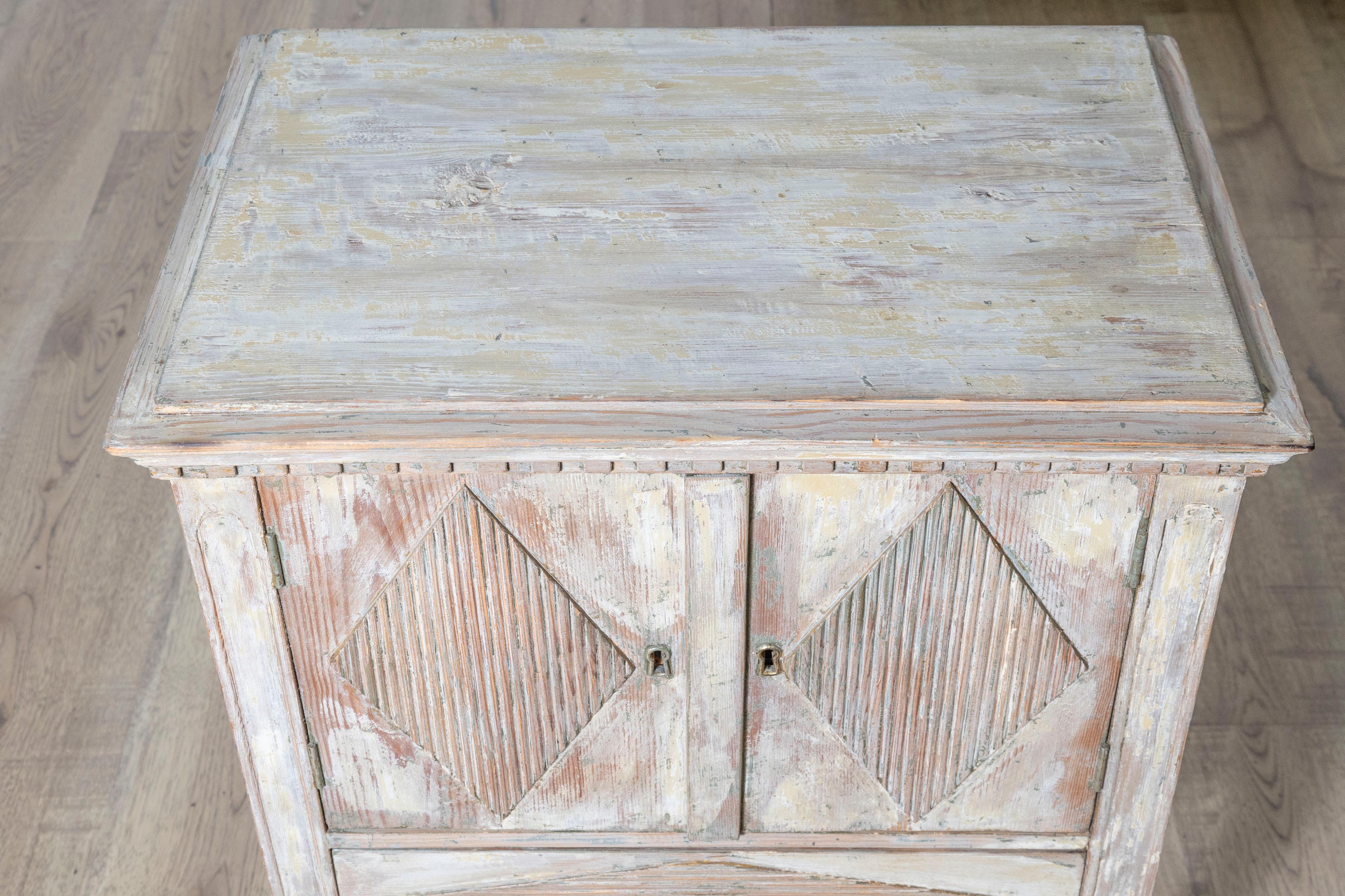 19th Century Swedish Nightstand Circa 1820 2