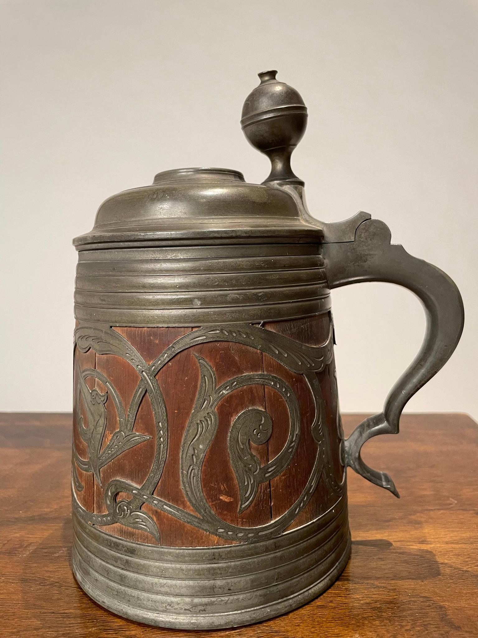 19th Century Swedish Oak and Pewter Tankard With King Carl XV Coin For Sale 9