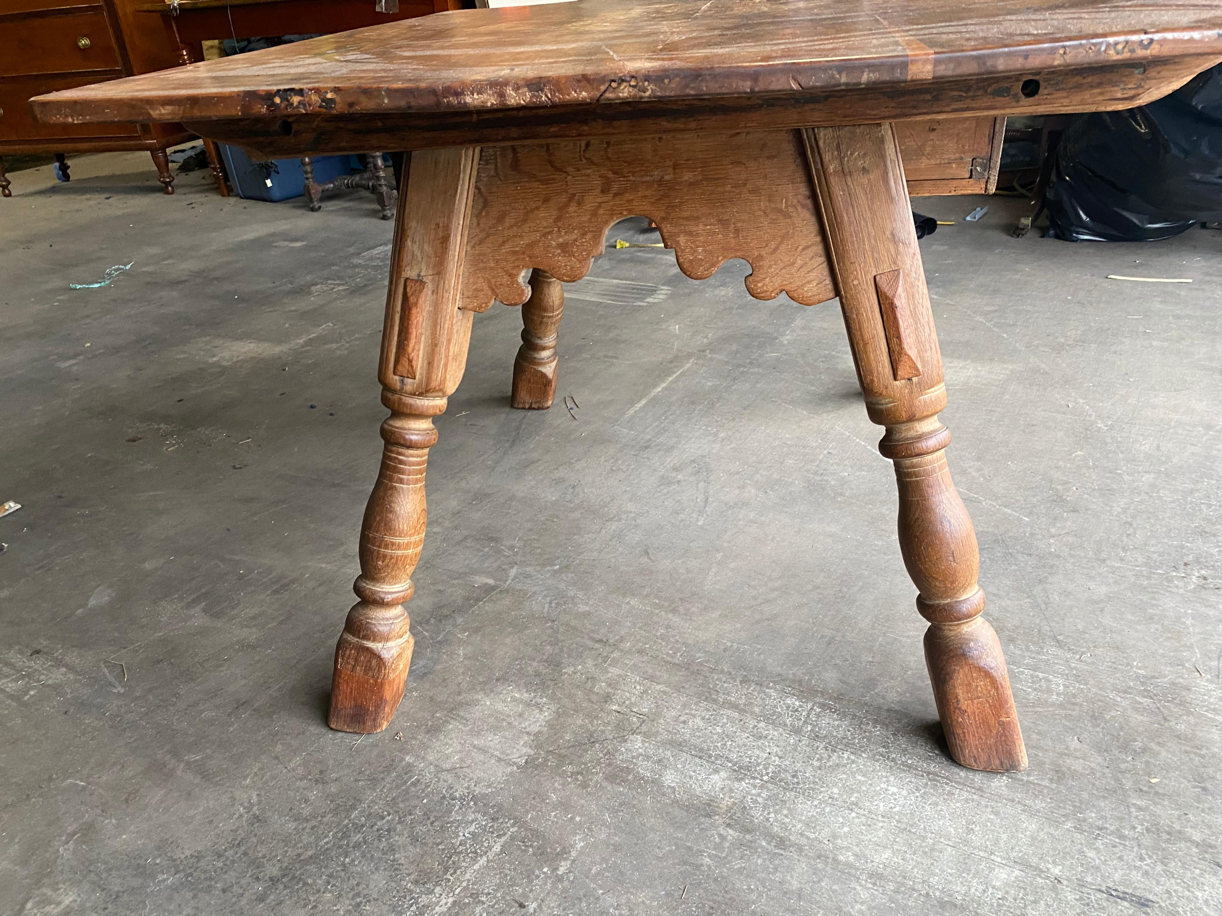 19th Century Swedish Oak Table with Drawer For Sale 4
