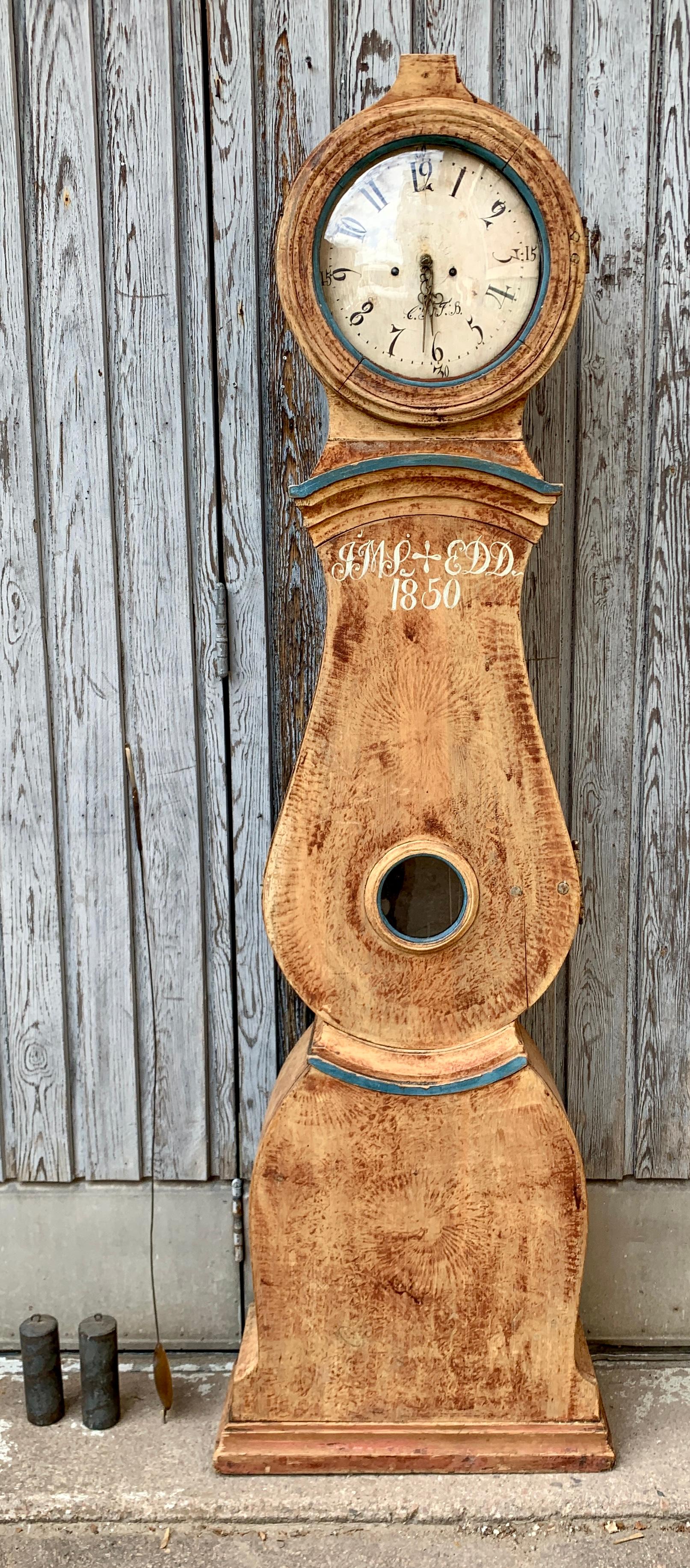 19th Century Swedish Original Painted Mora Clock 4
