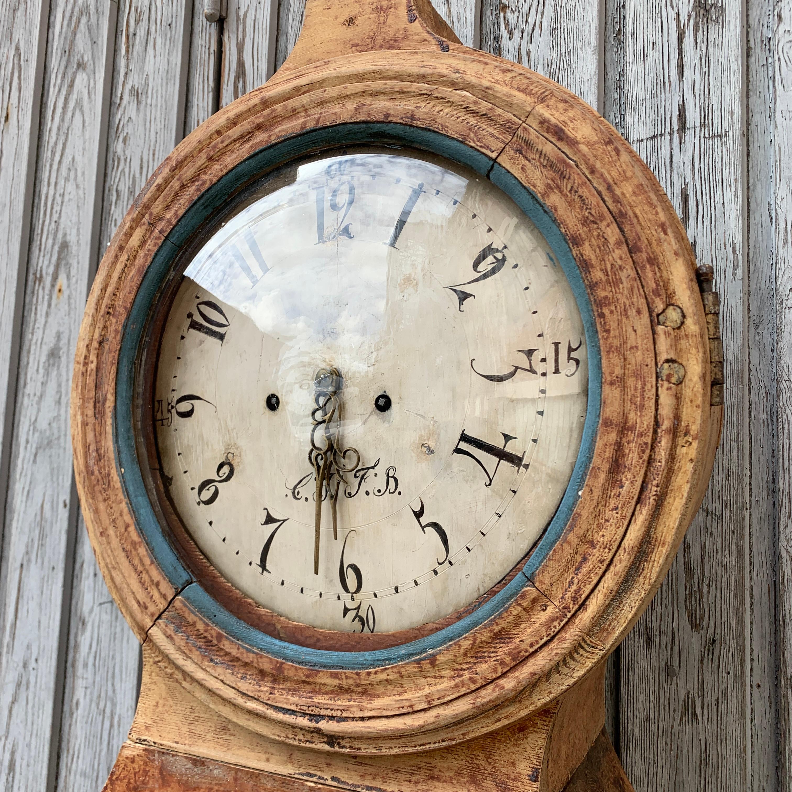 Pine 19th Century Swedish Original Painted Mora Clock