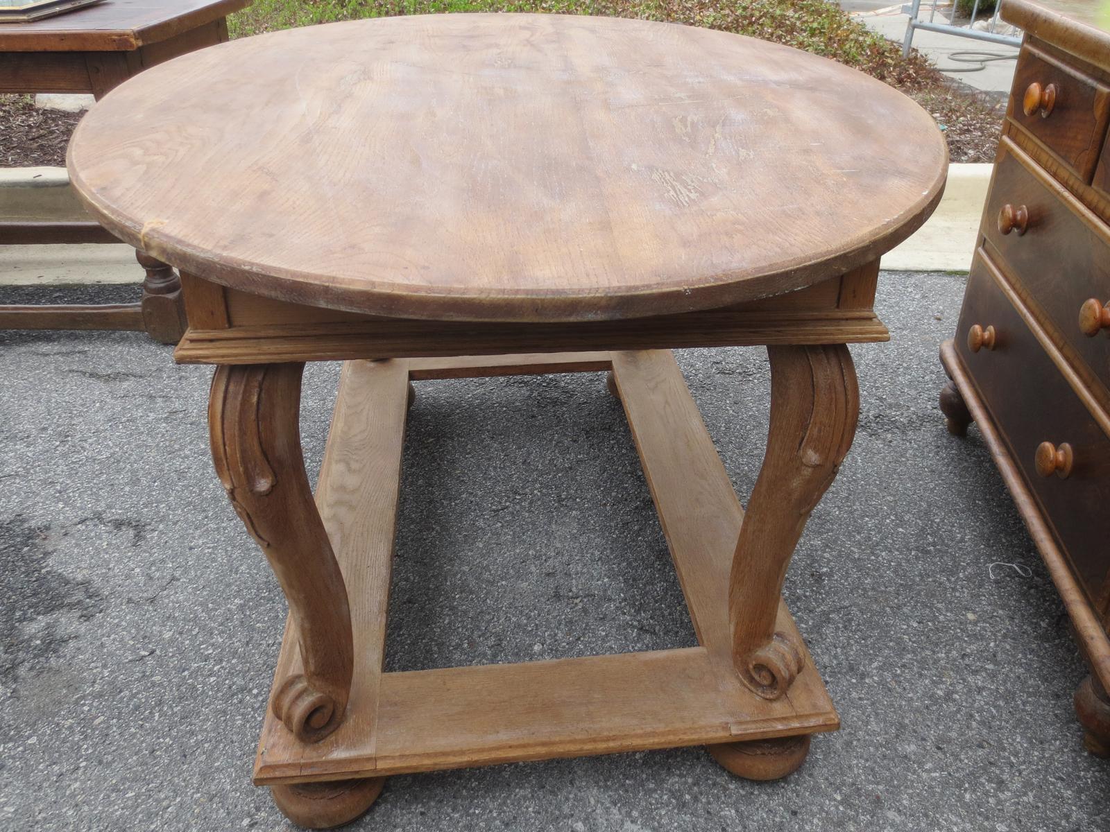 19th Century Swedish Oval Center Table with Drawer 2