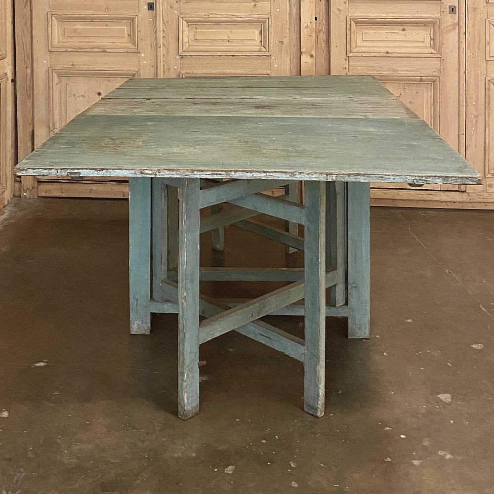 19th Century Swedish Painted Drop-Leaf Table, Sofa Table For Sale 4