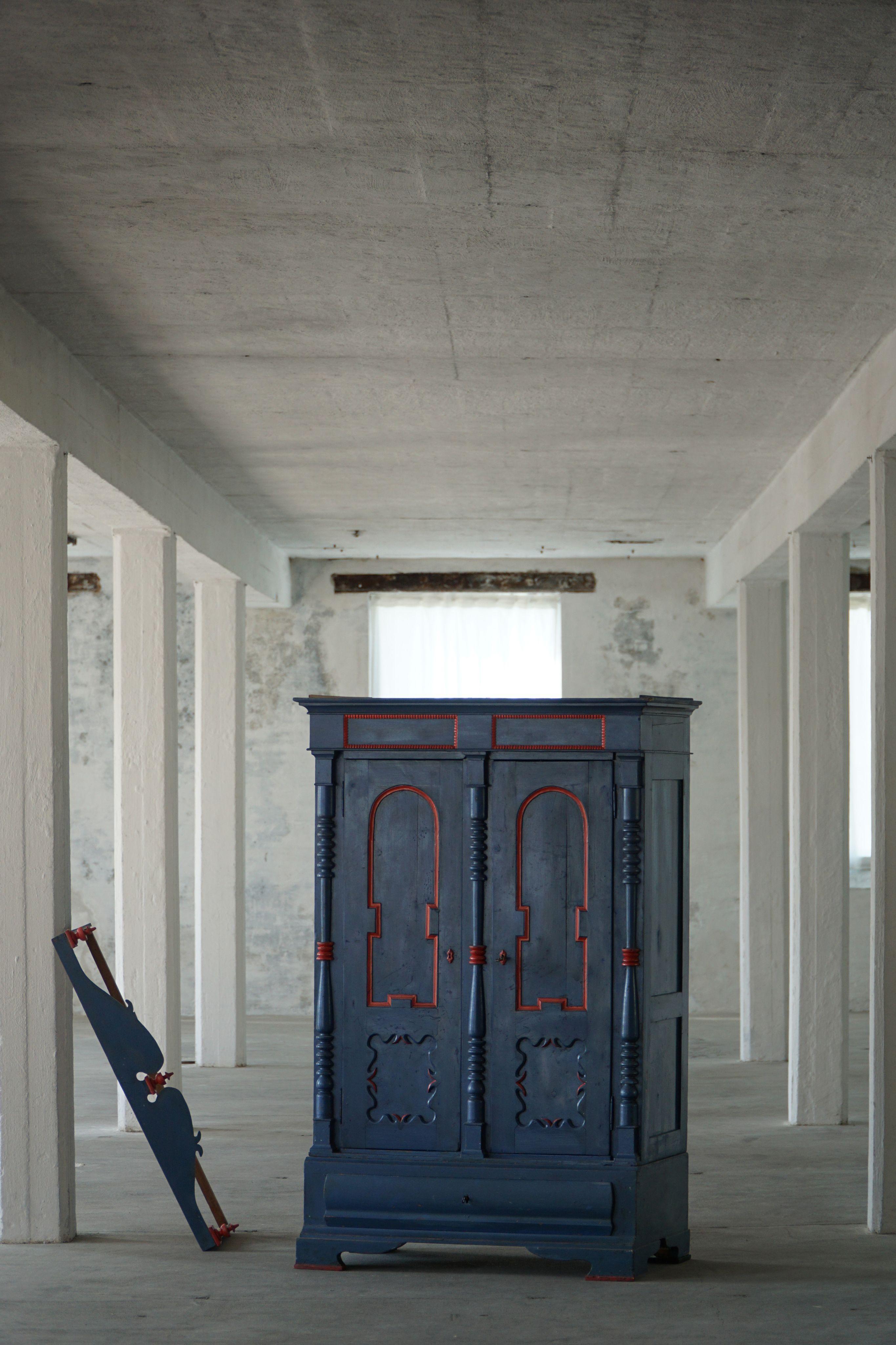 19th Century Swedish Painted Folk Art Cabinet, Handcrafted in Sweden For Sale 2