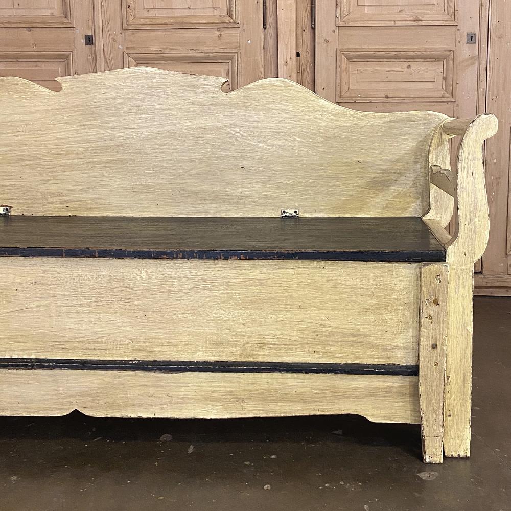 19th Century Swedish Painted Hall Bench, Trundle Bed For Sale 4