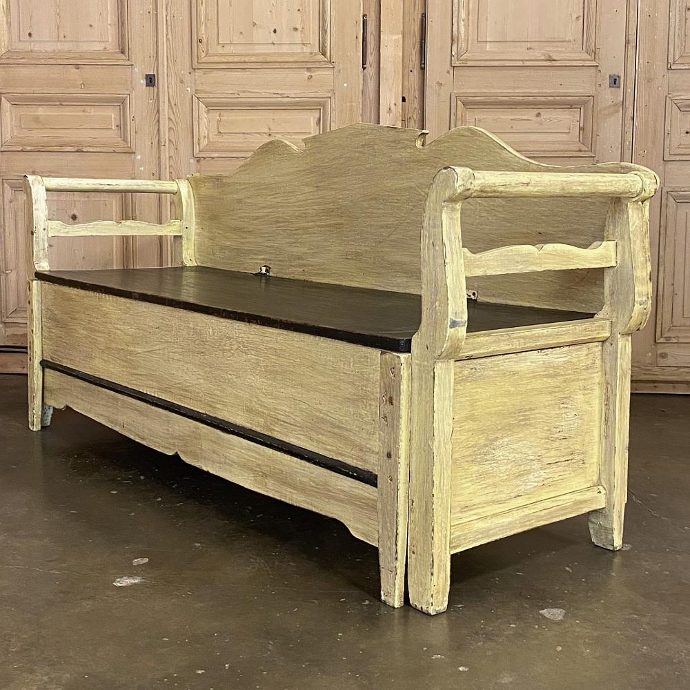 trundle bench