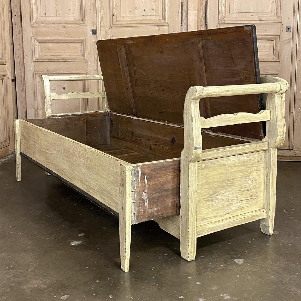 Gustavian 19th Century Swedish Painted Hall Bench, Trundle Bed For Sale