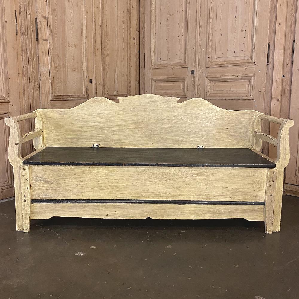 Hand-Painted 19th Century Swedish Painted Hall Bench, Trundle Bed For Sale