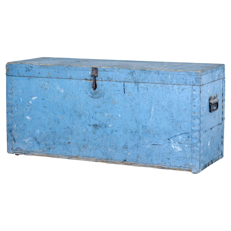 19th Century Swedish Painted Pine Tool Box For Sale