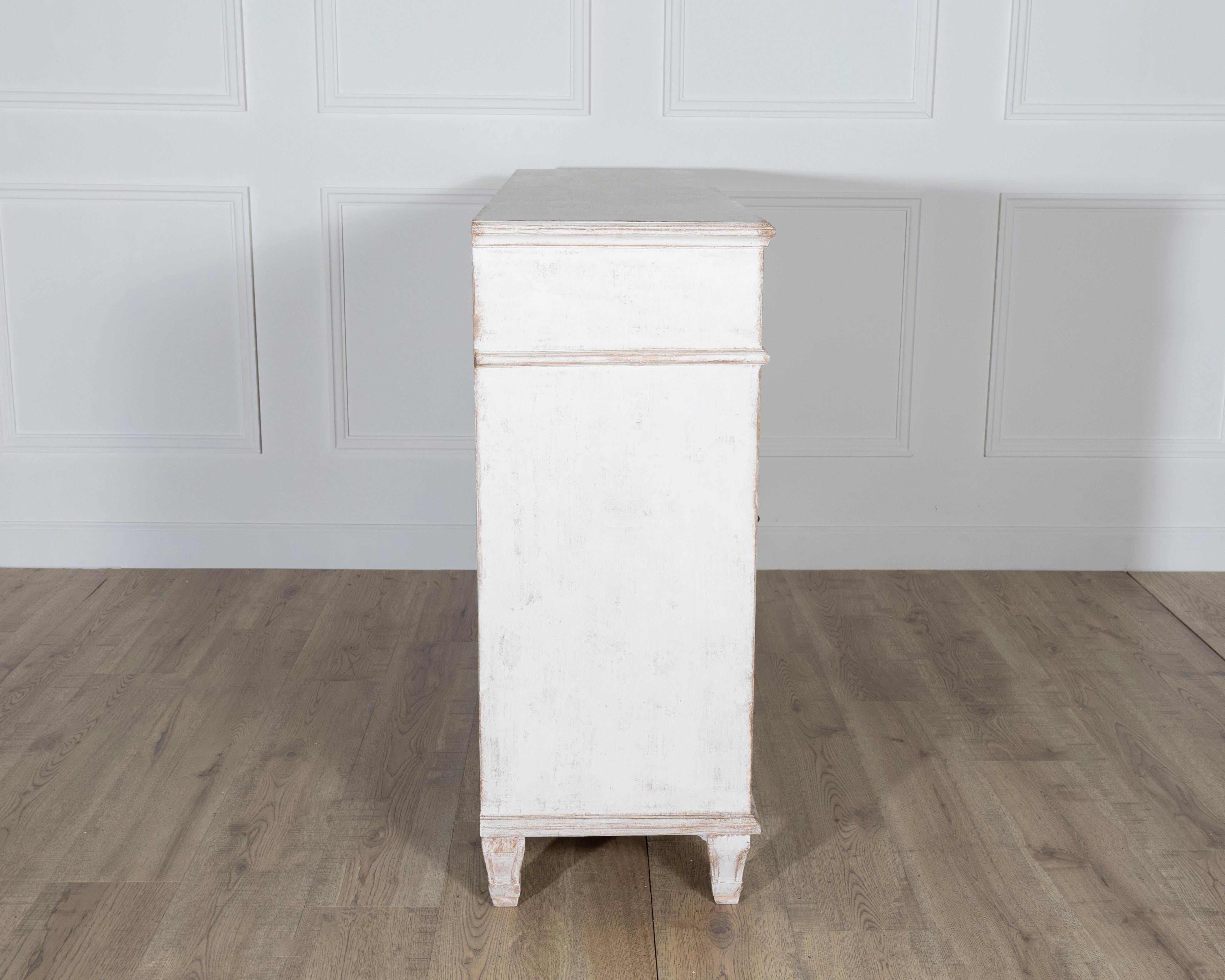 19th Century Swedish Painted Sideboard in Pine with Diamond Panel Doors For Sale 5